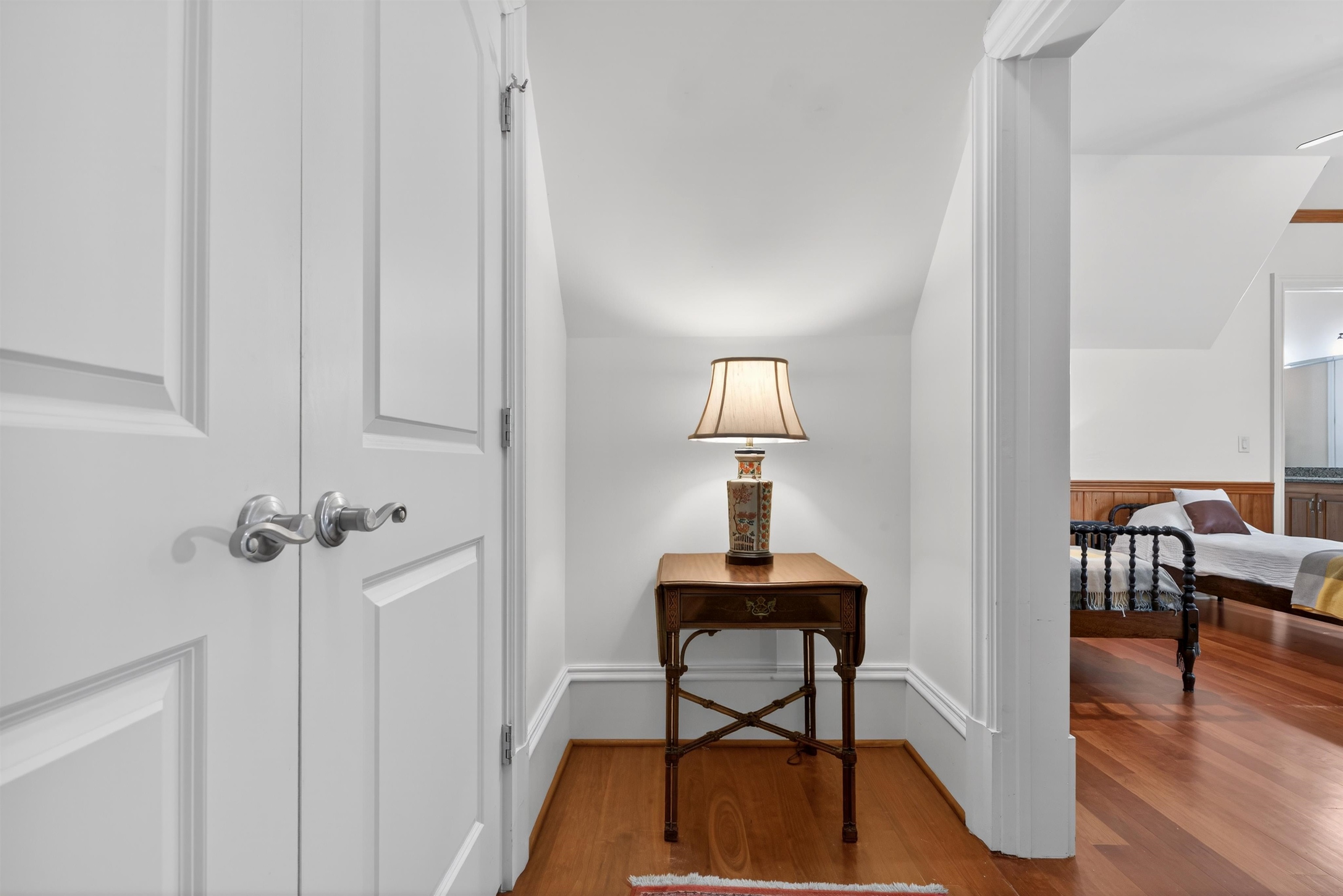 140 SILVER BIRCH LN NE