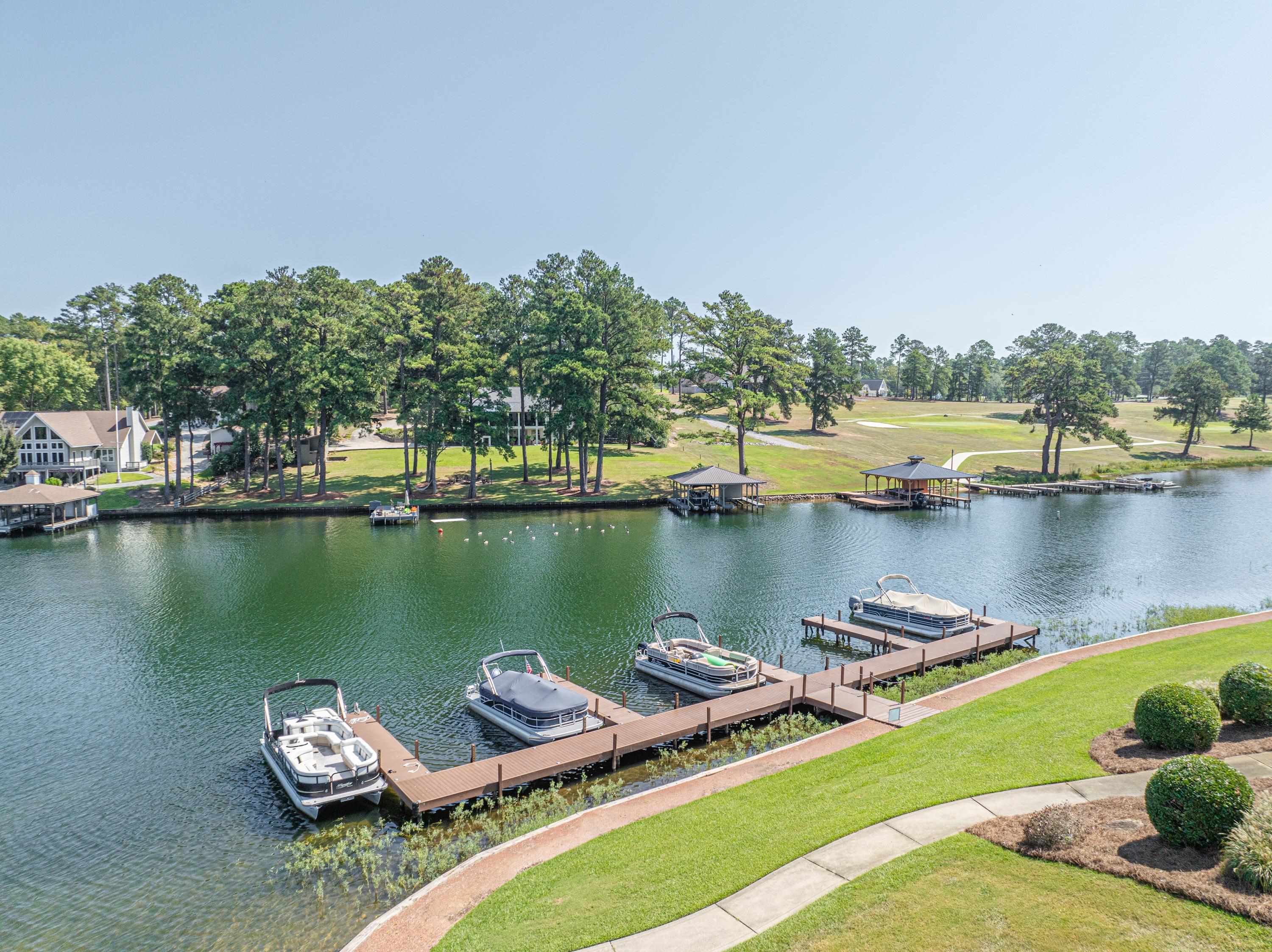 140 SILVER BIRCH LN NE