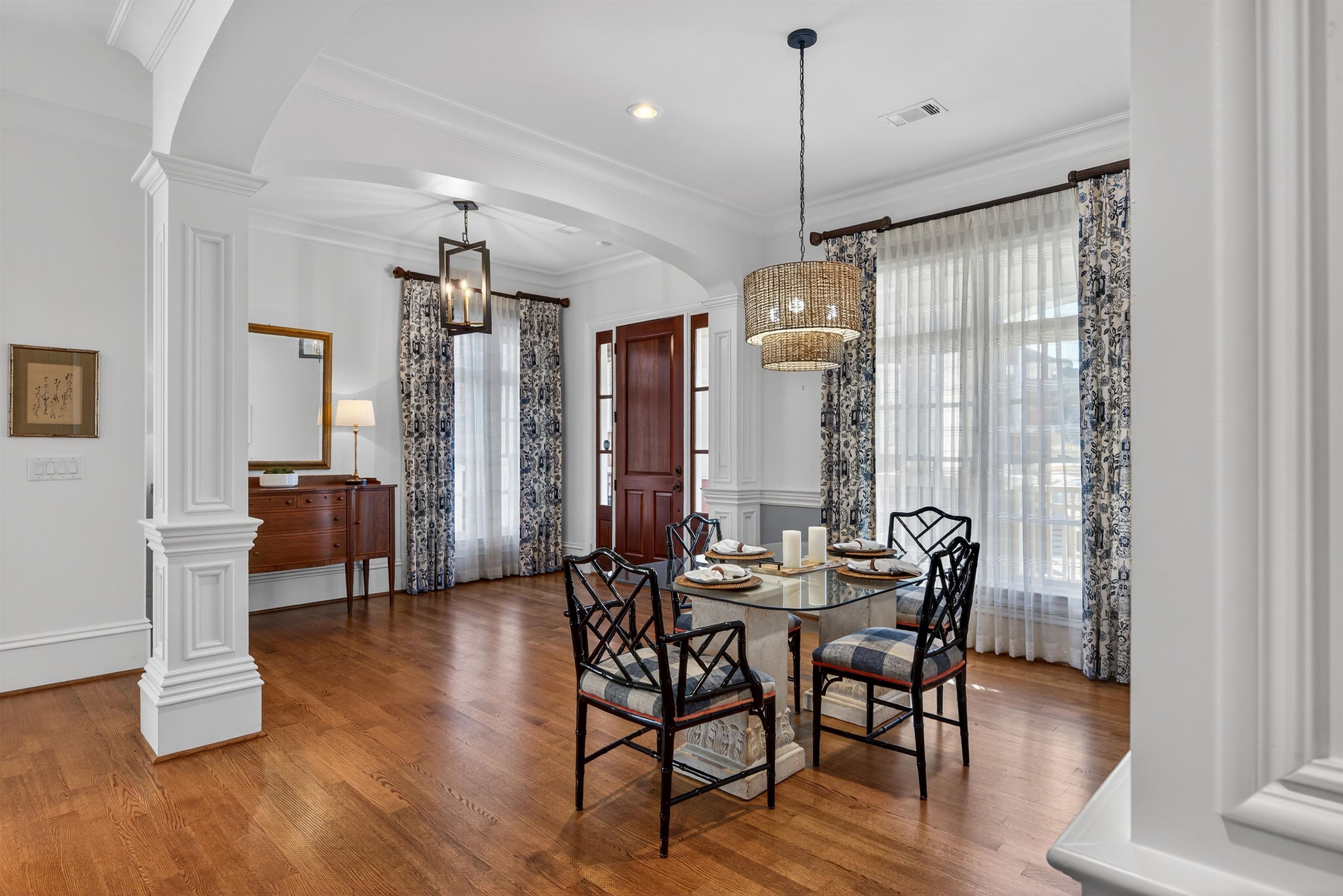 140 SILVER BIRCH LN NE