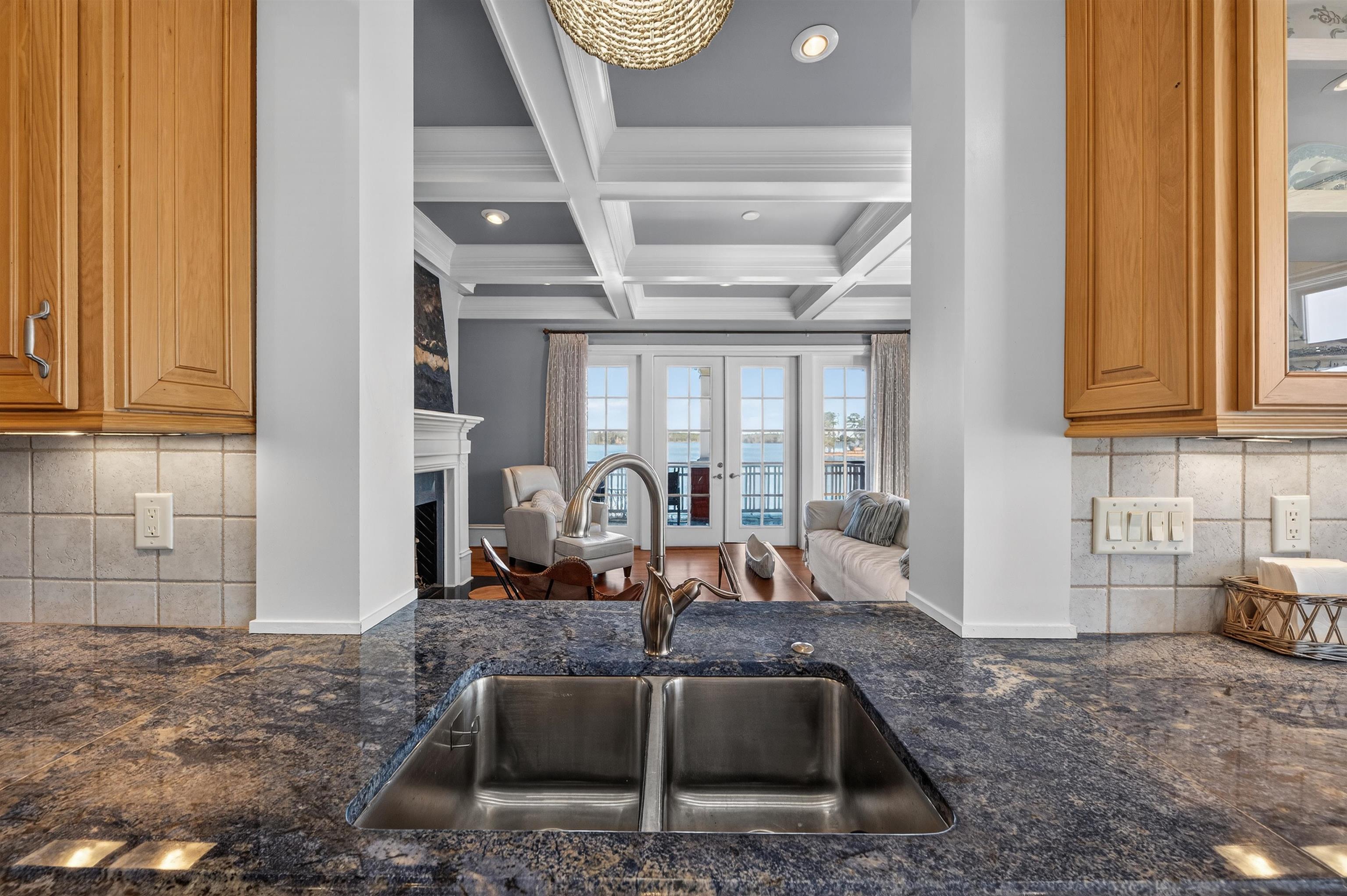 140 SILVER BIRCH LN NE