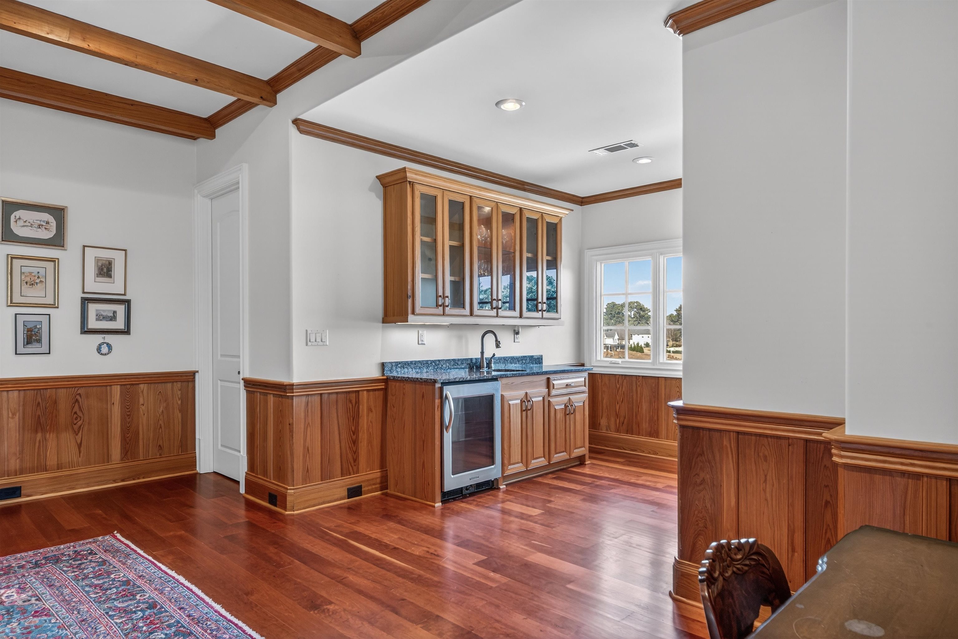 140 SILVER BIRCH LN NE