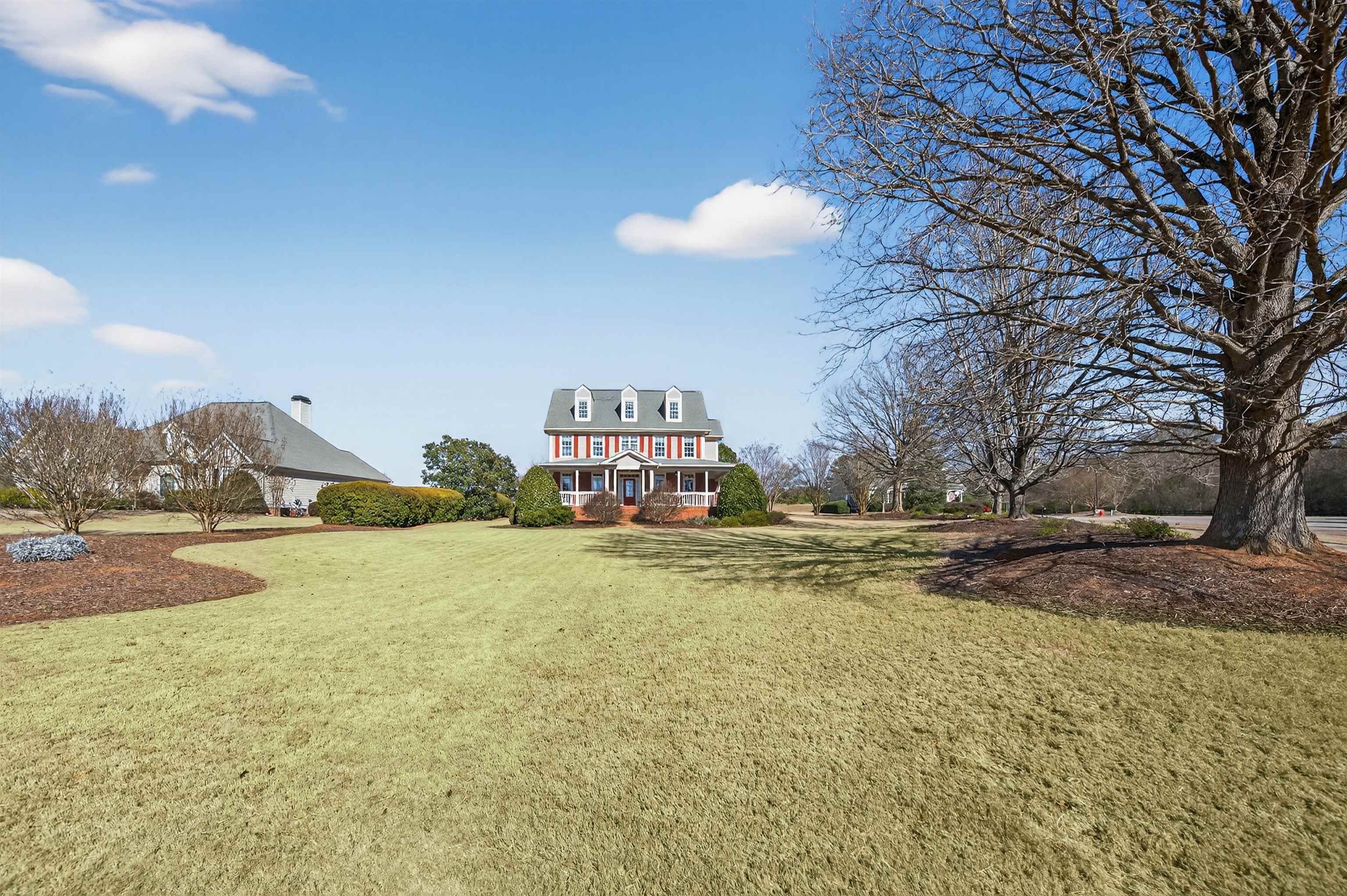 1000 BOXWOOD PLACE