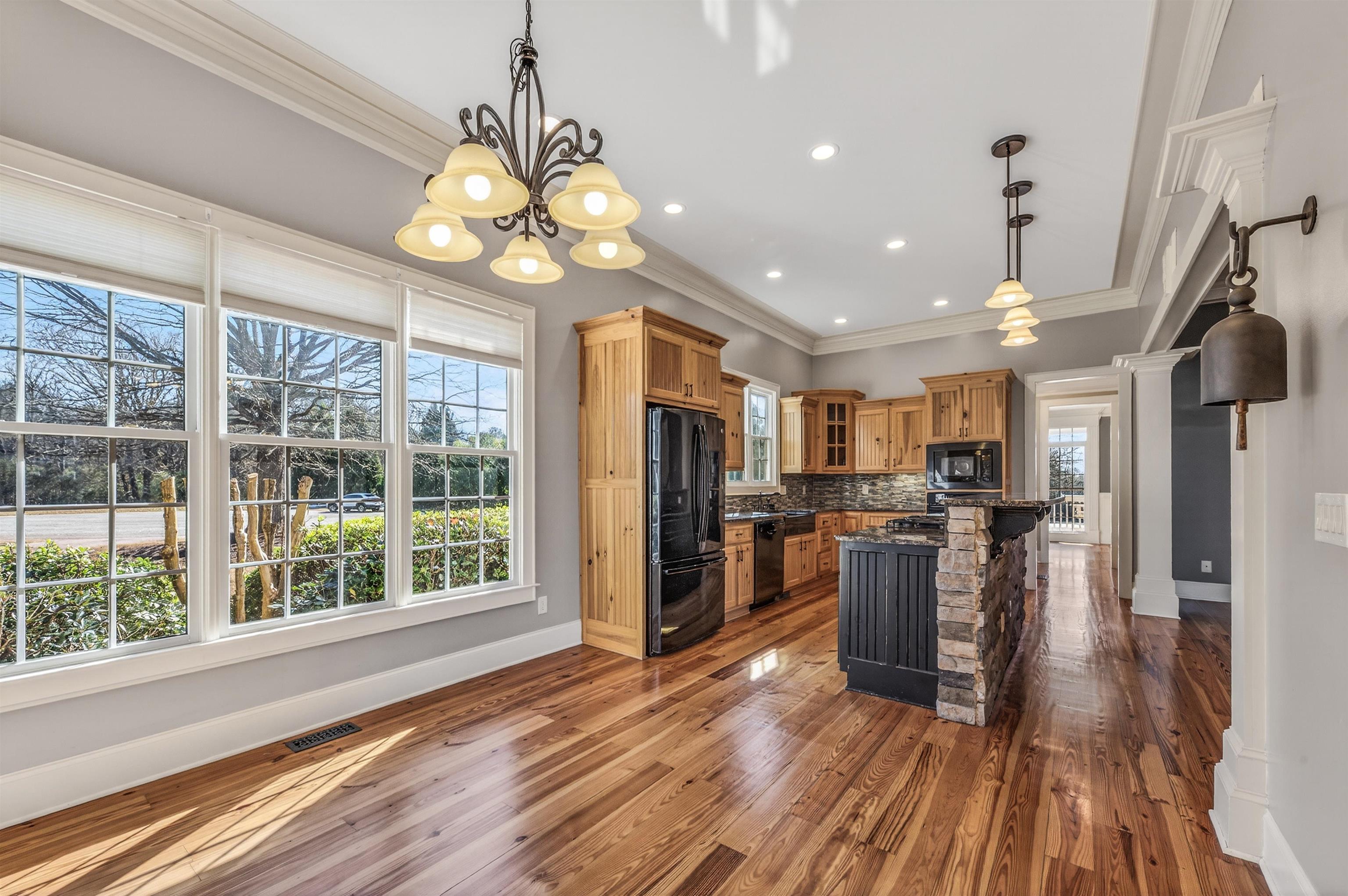 1000 BOXWOOD PLACE