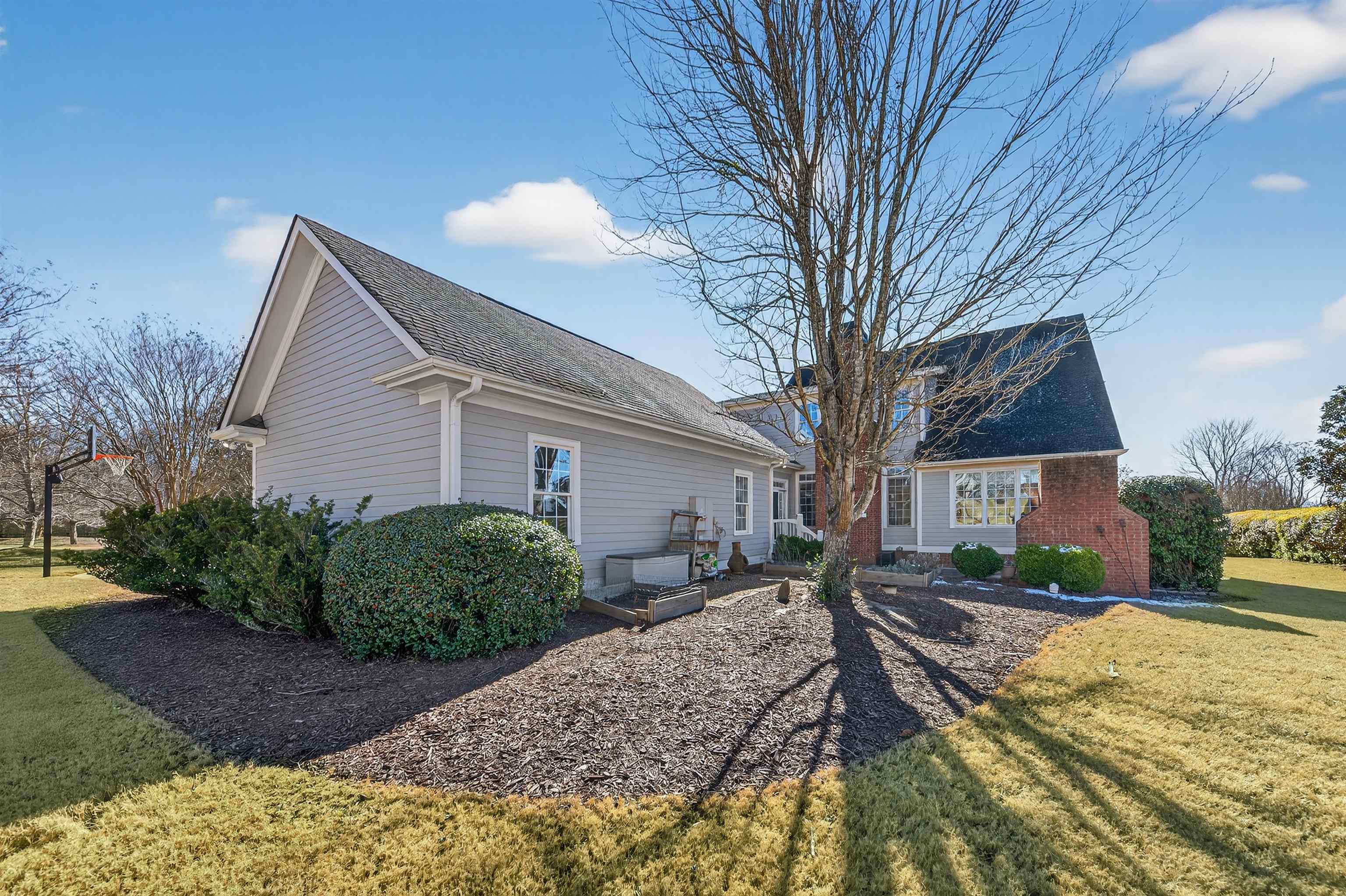 1000 BOXWOOD PLACE