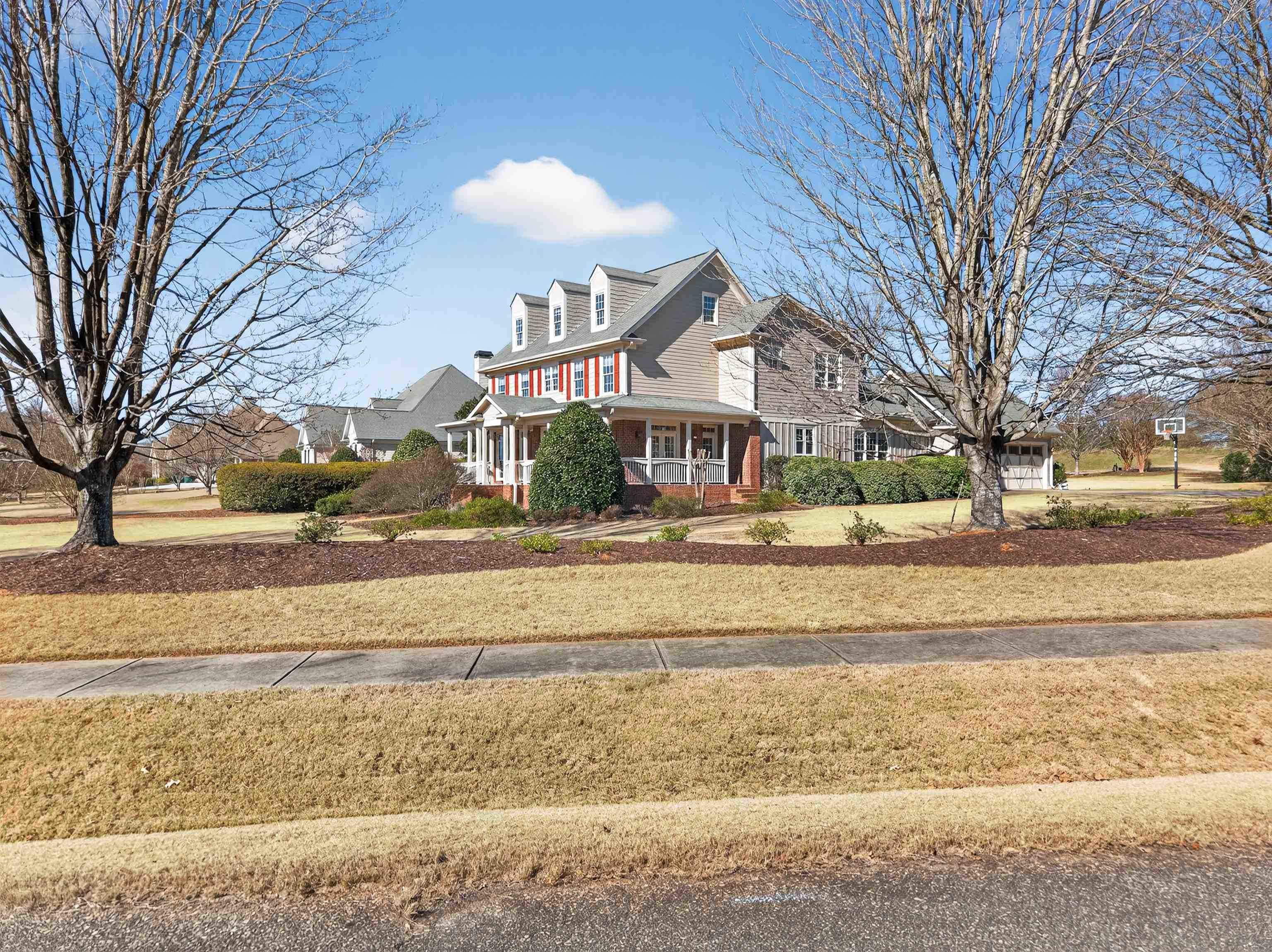 1000 BOXWOOD PLACE