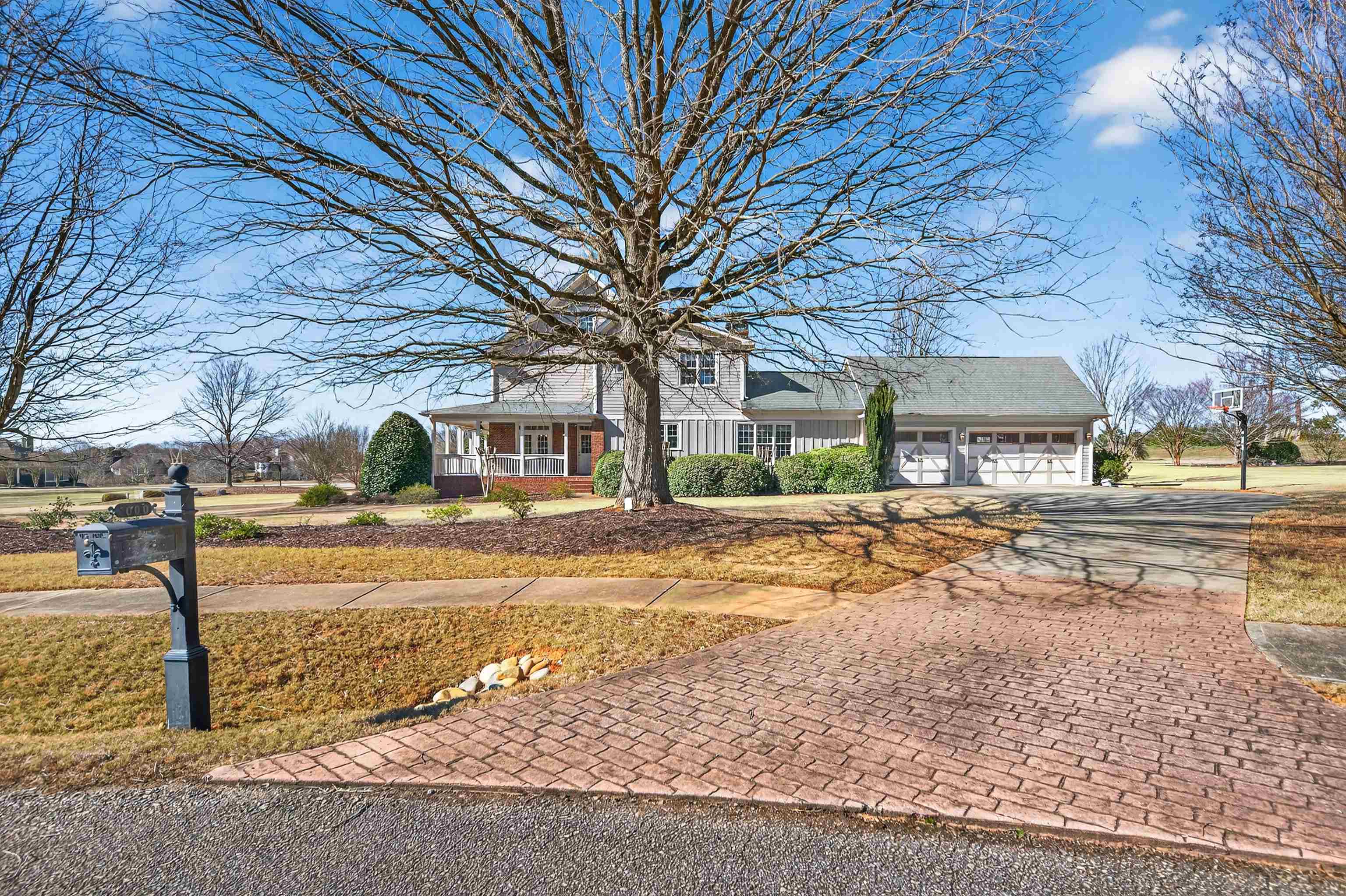 1000 BOXWOOD PLACE