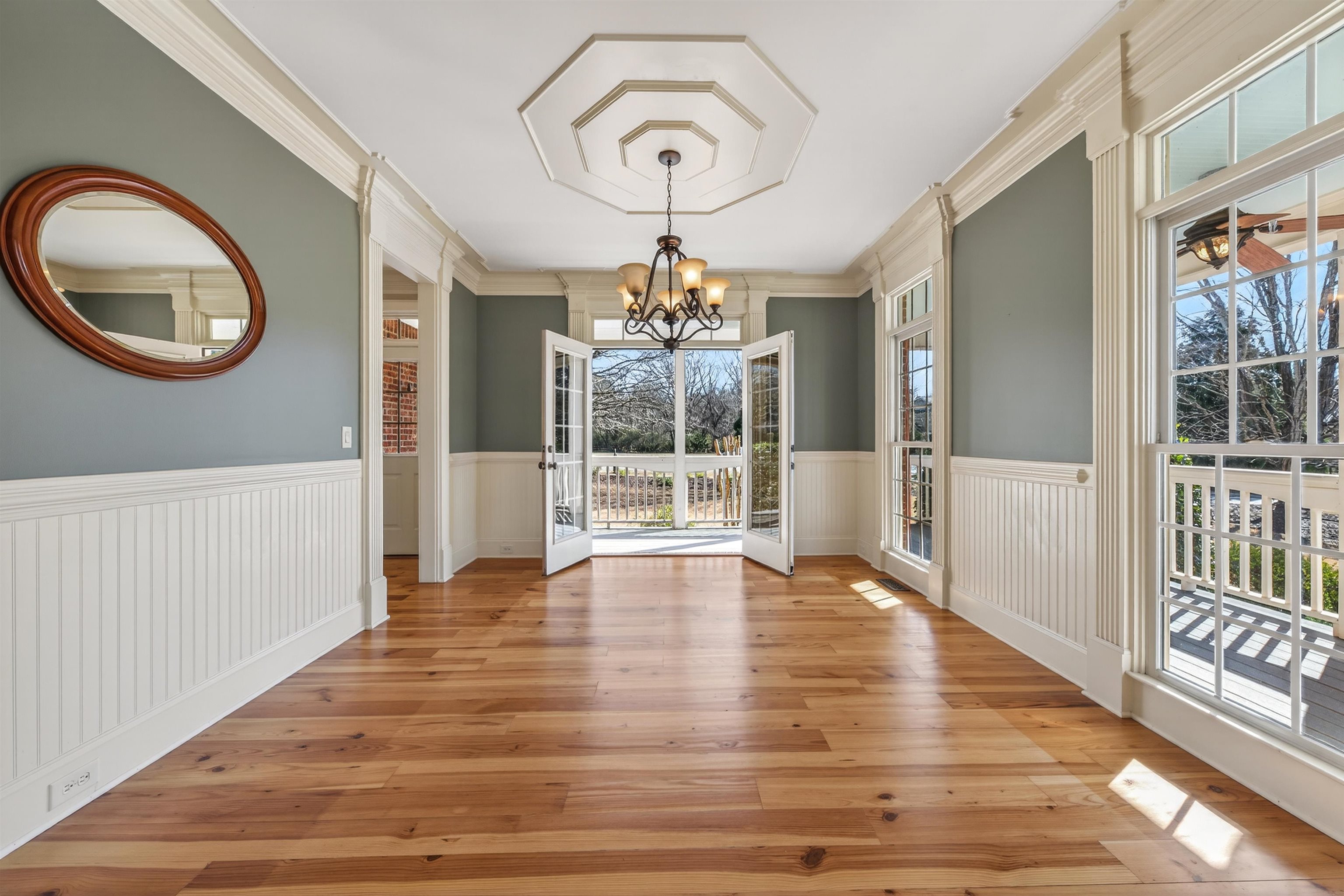 1000 BOXWOOD PLACE