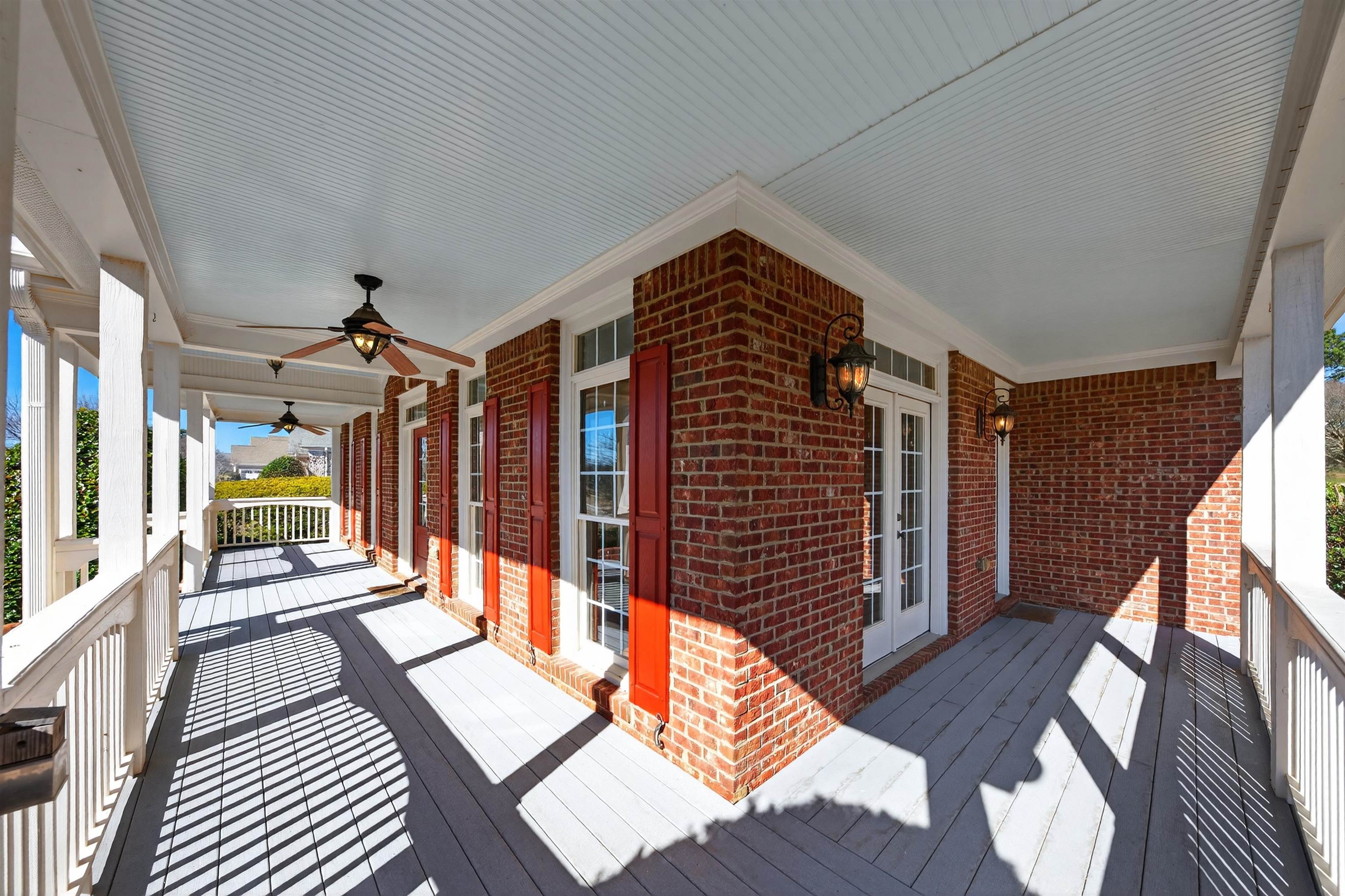 1000 BOXWOOD PLACE
