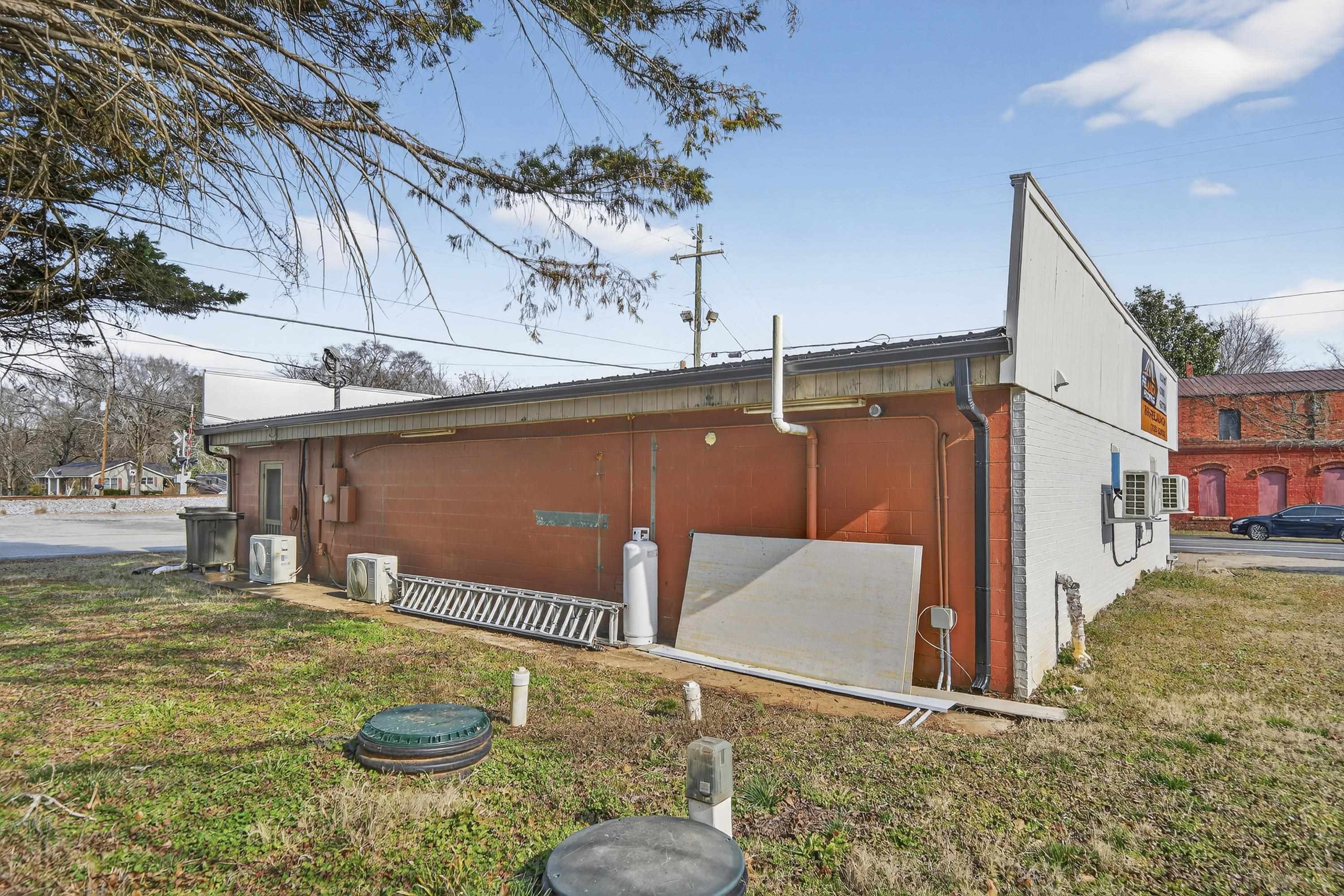 1001 BALDWIN DAIRY ROAD