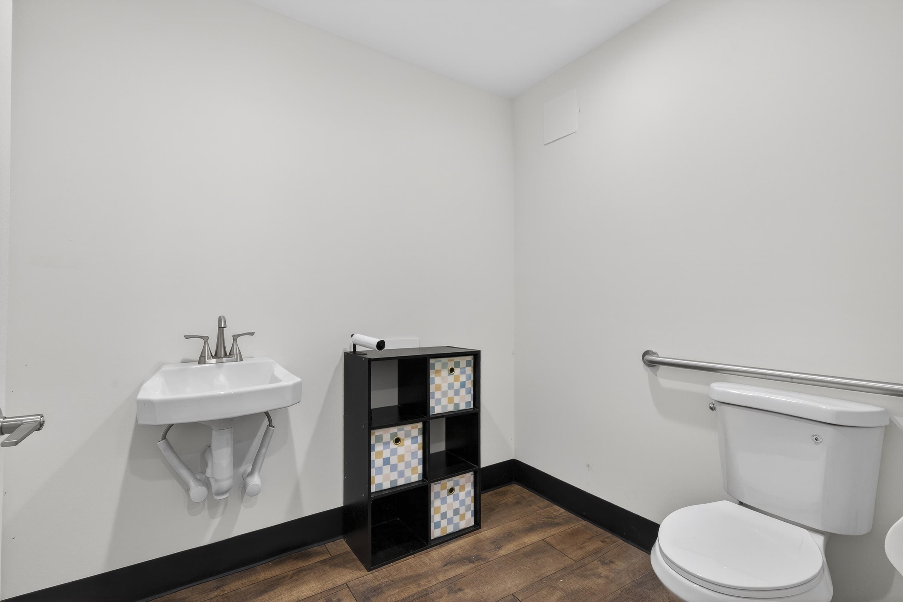 1001 BALDWIN DAIRY ROAD