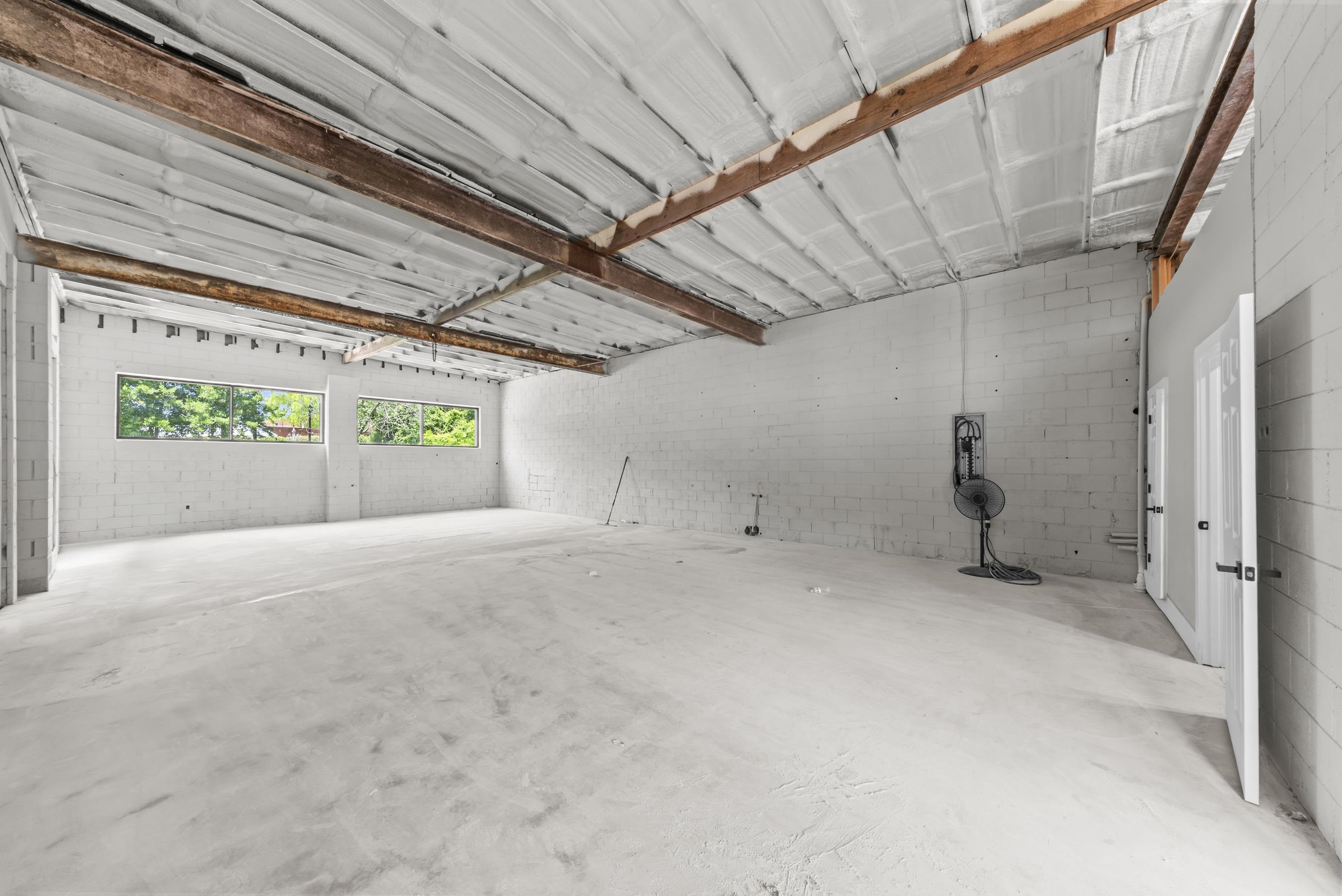 4800 LAMB AVENUE