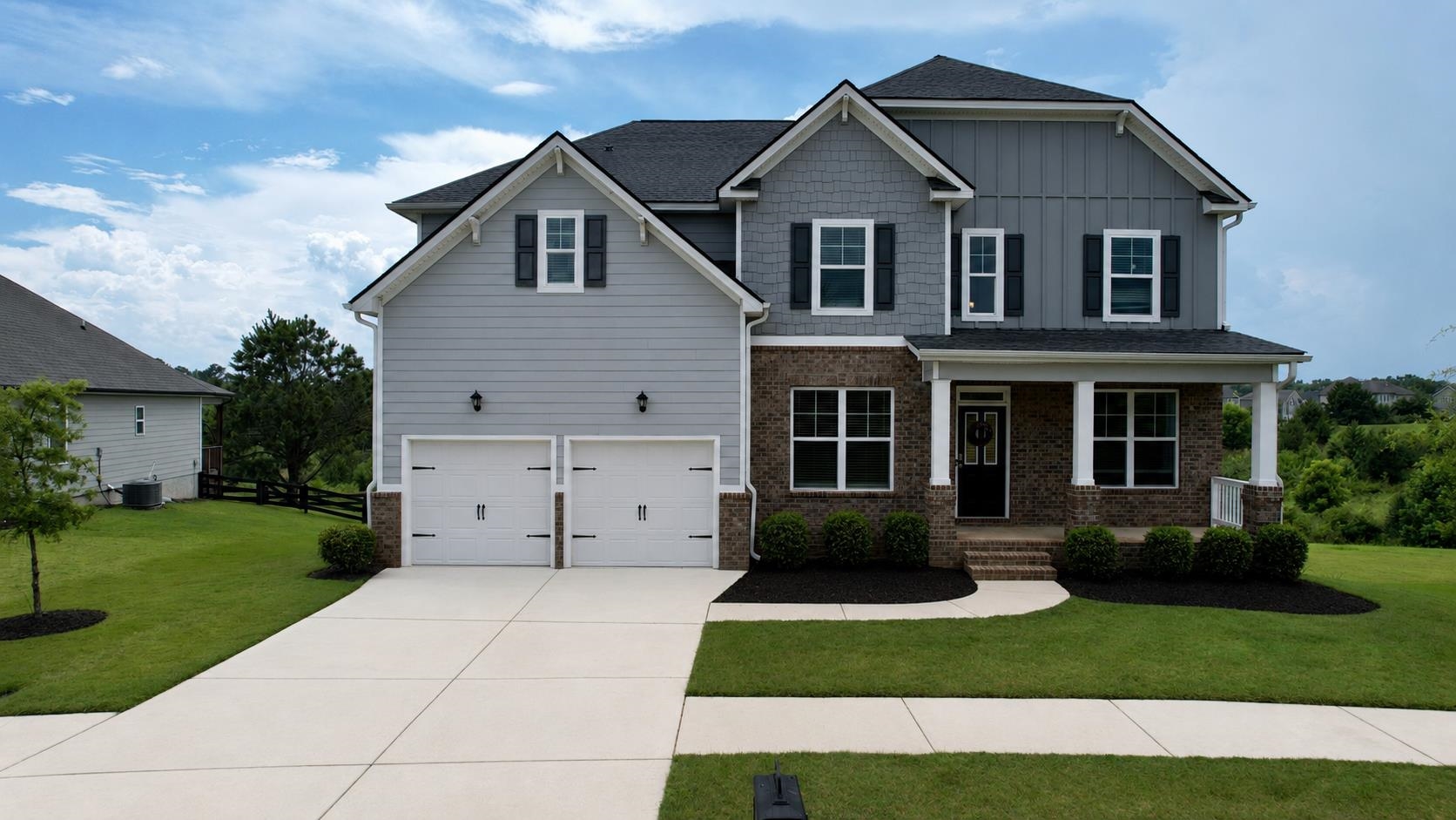 1091 CLUBHOUSE DR