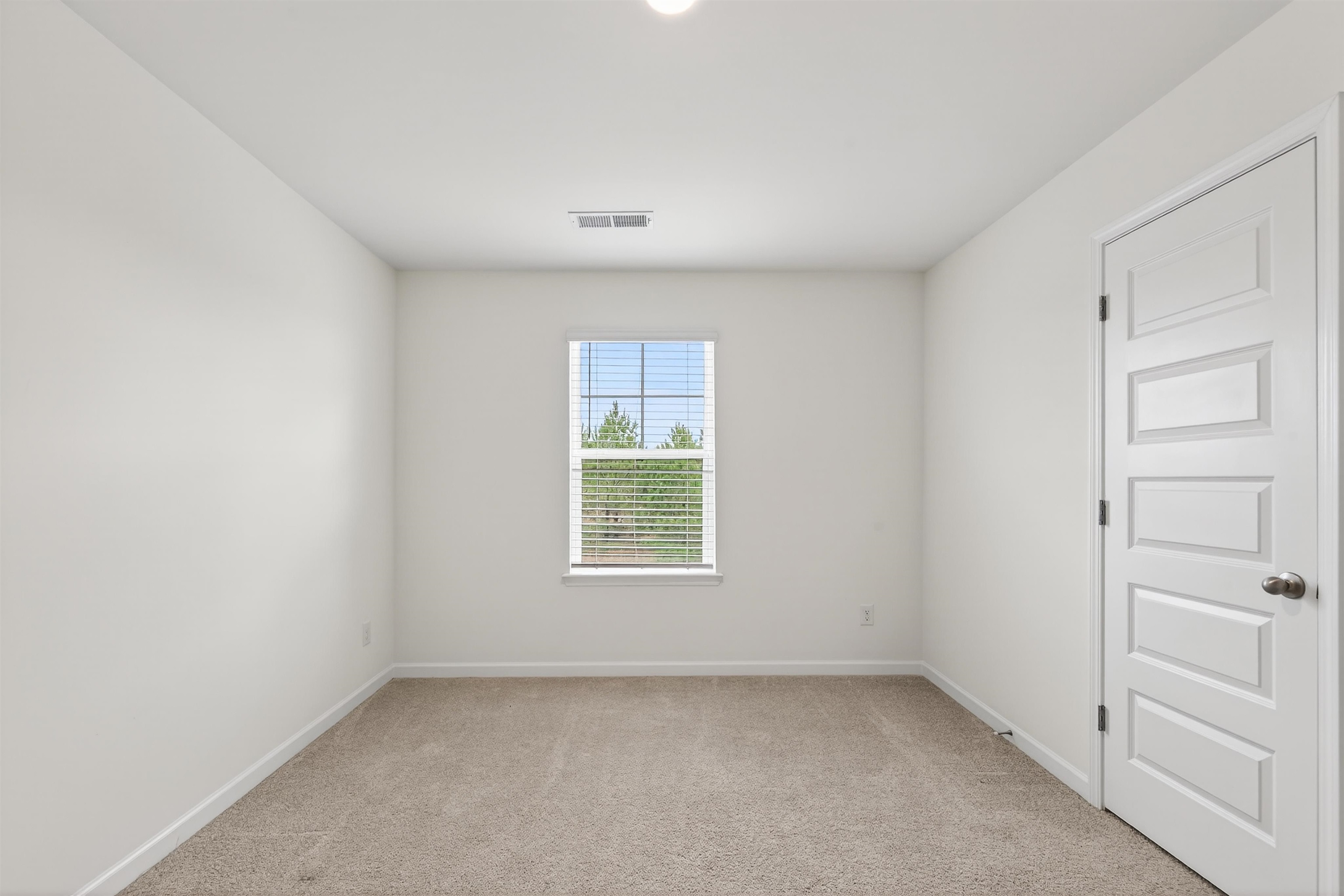 1091 CLUBHOUSE DR