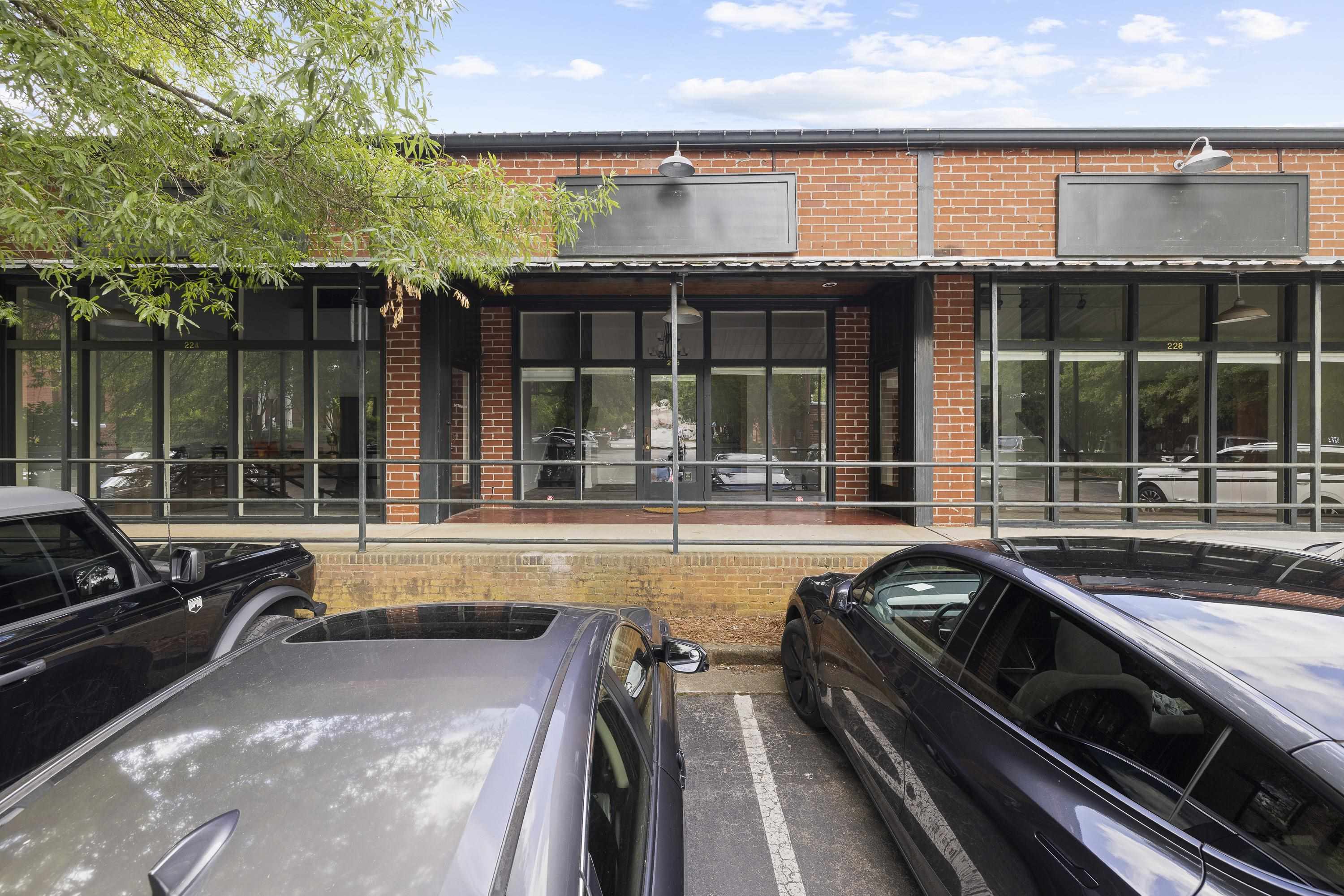226 & 228 W WASHINGTON STREET