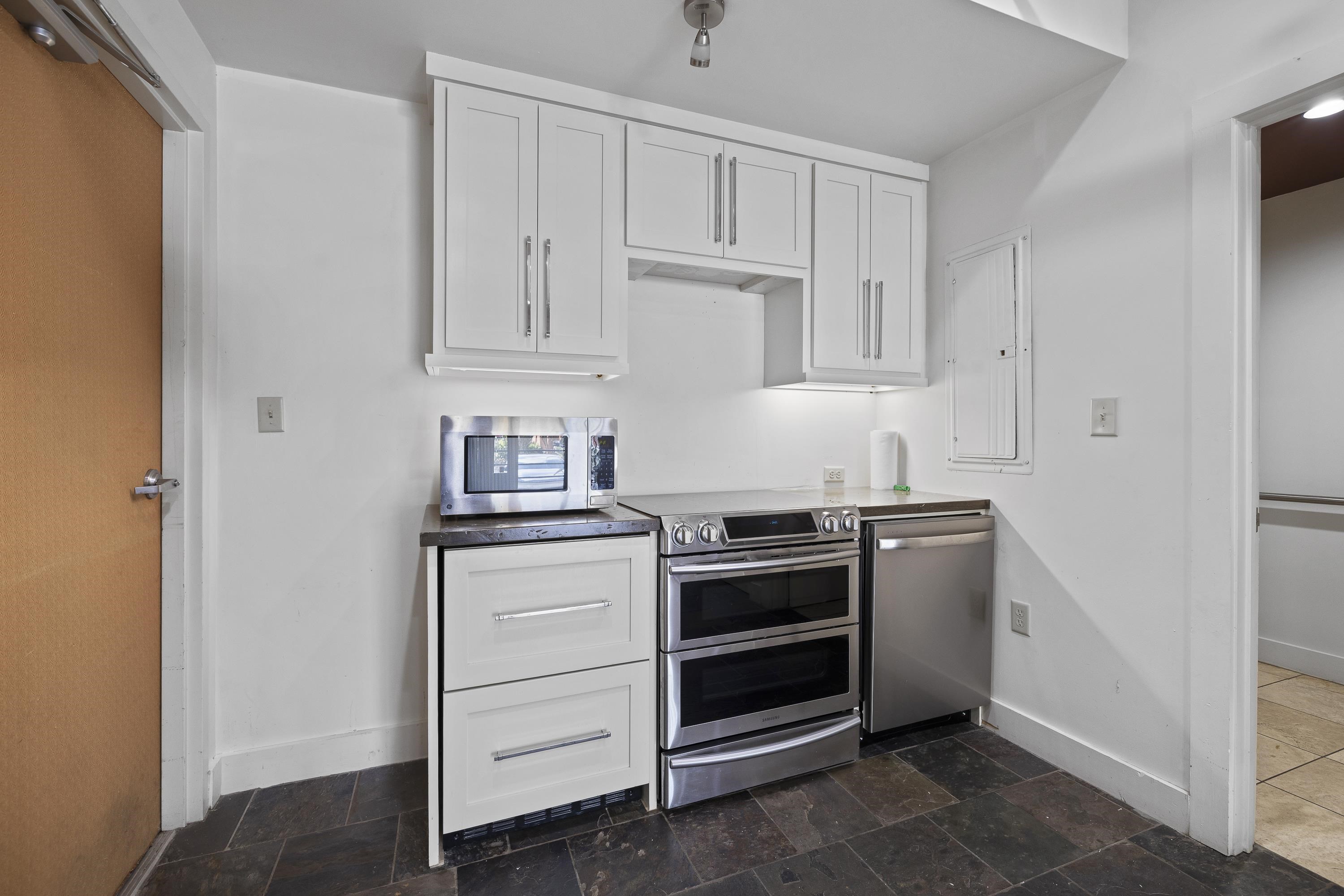 226 & 228 W WASHINGTON STREET