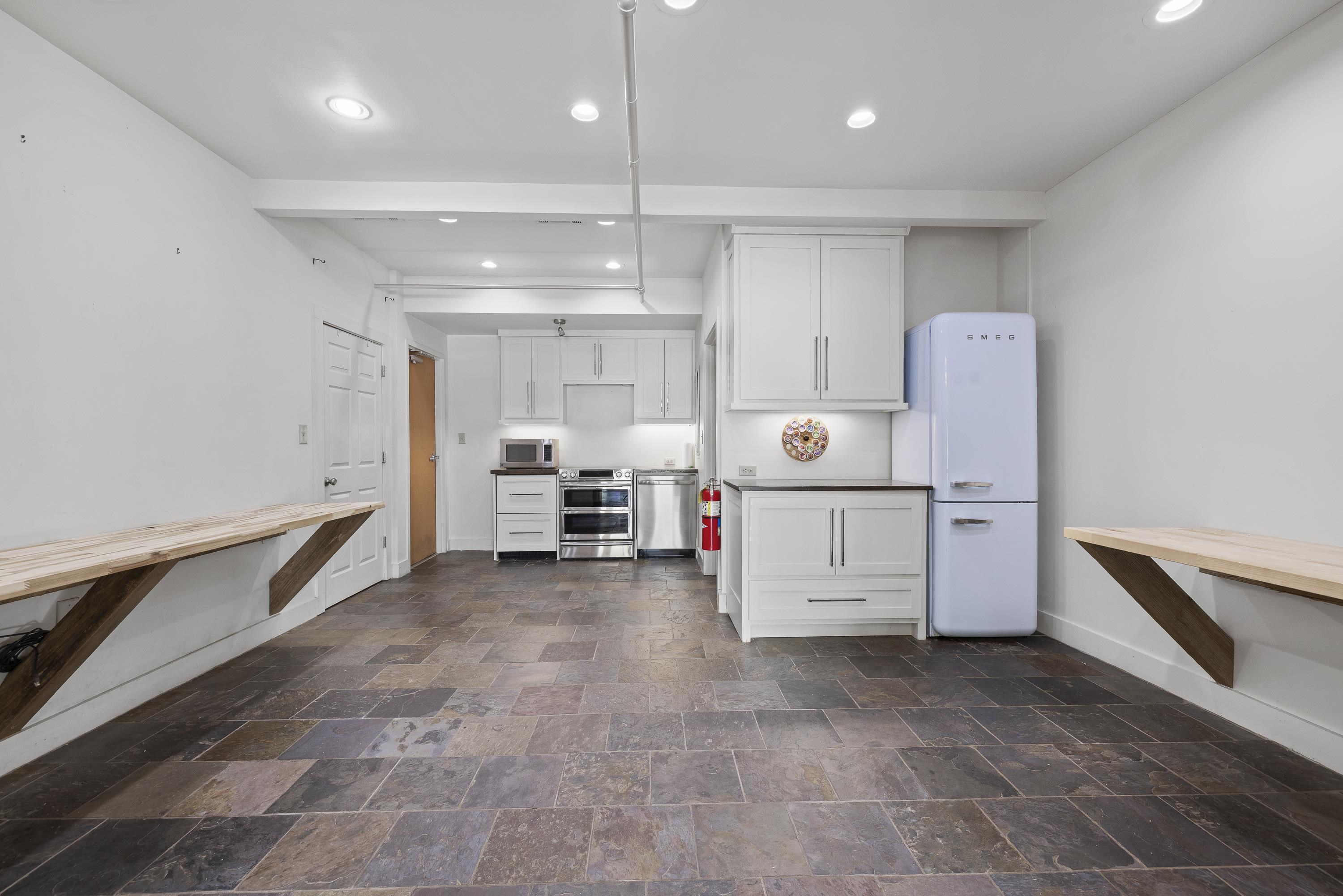 226 & 228 W WASHINGTON STREET