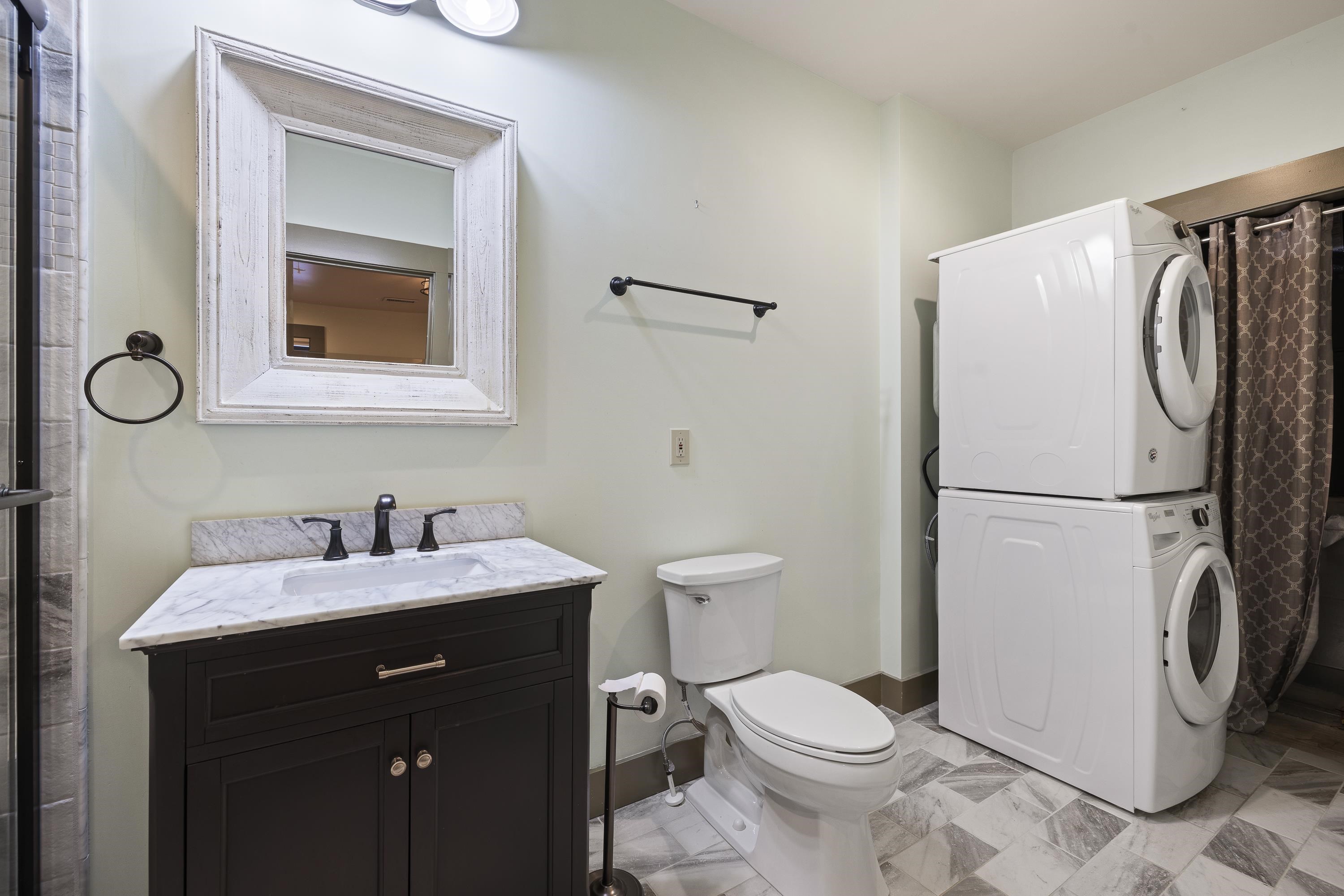 226 & 228 W WASHINGTON STREET