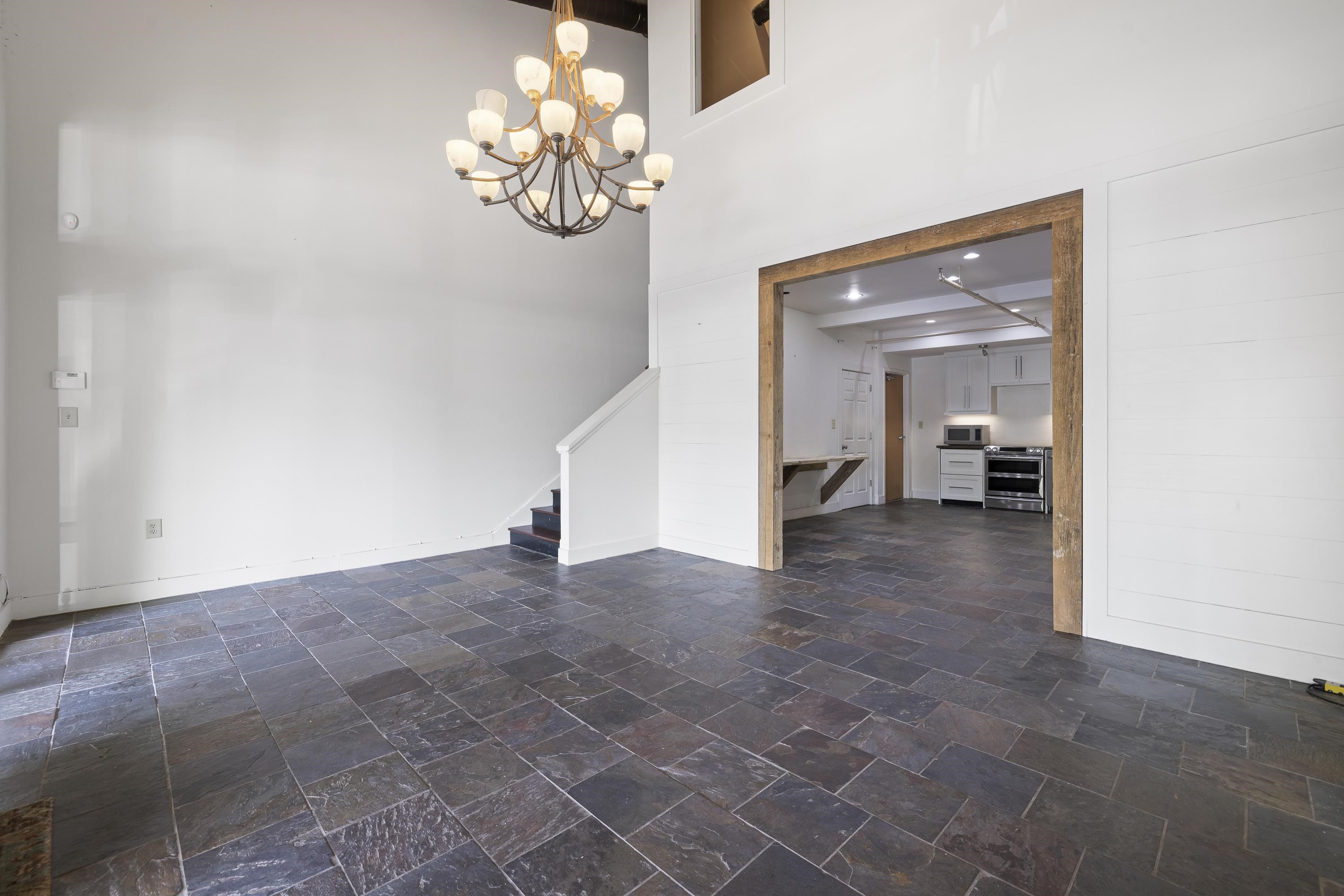 226 & 228 W WASHINGTON STREET