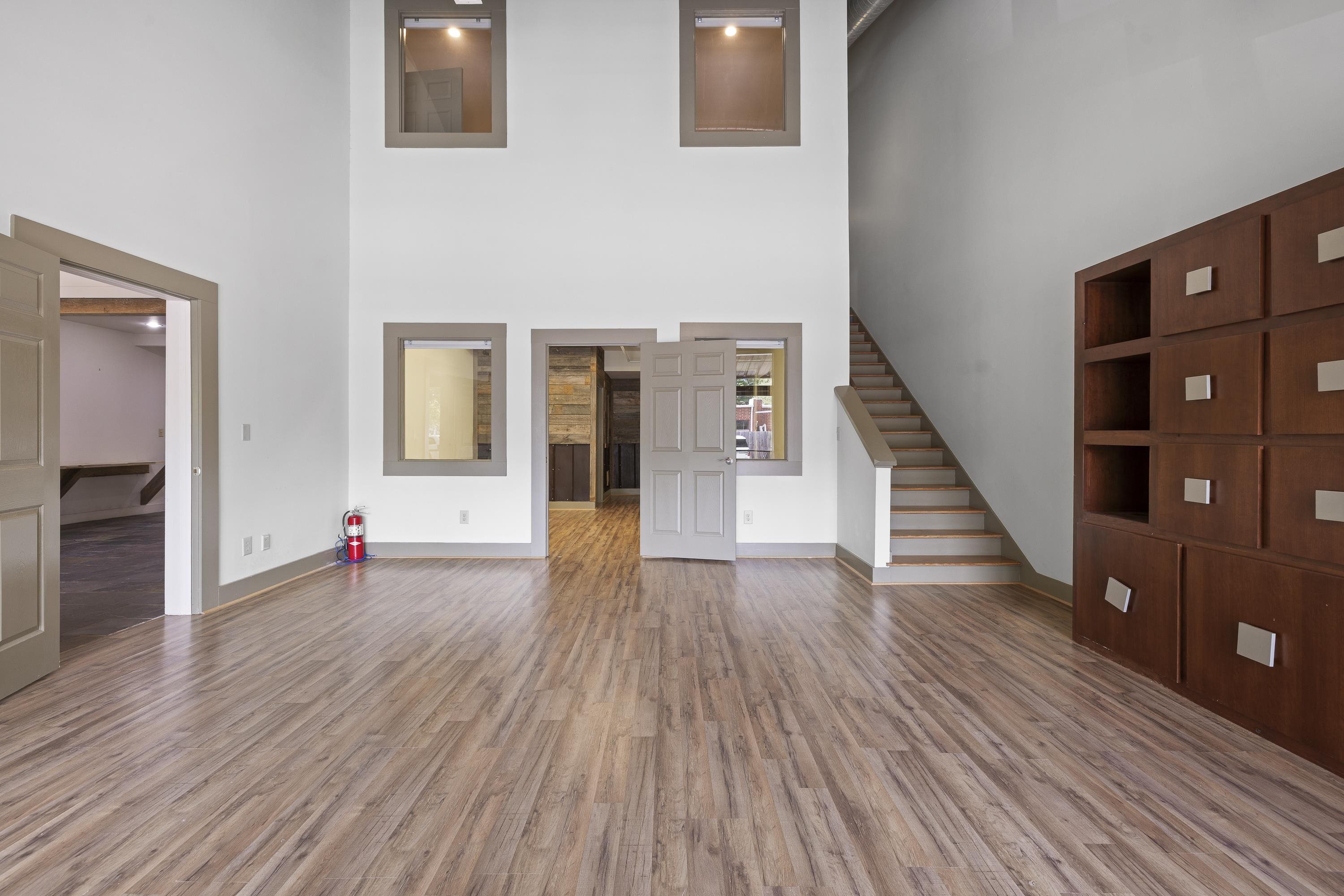 226 & 228 W WASHINGTON STREET