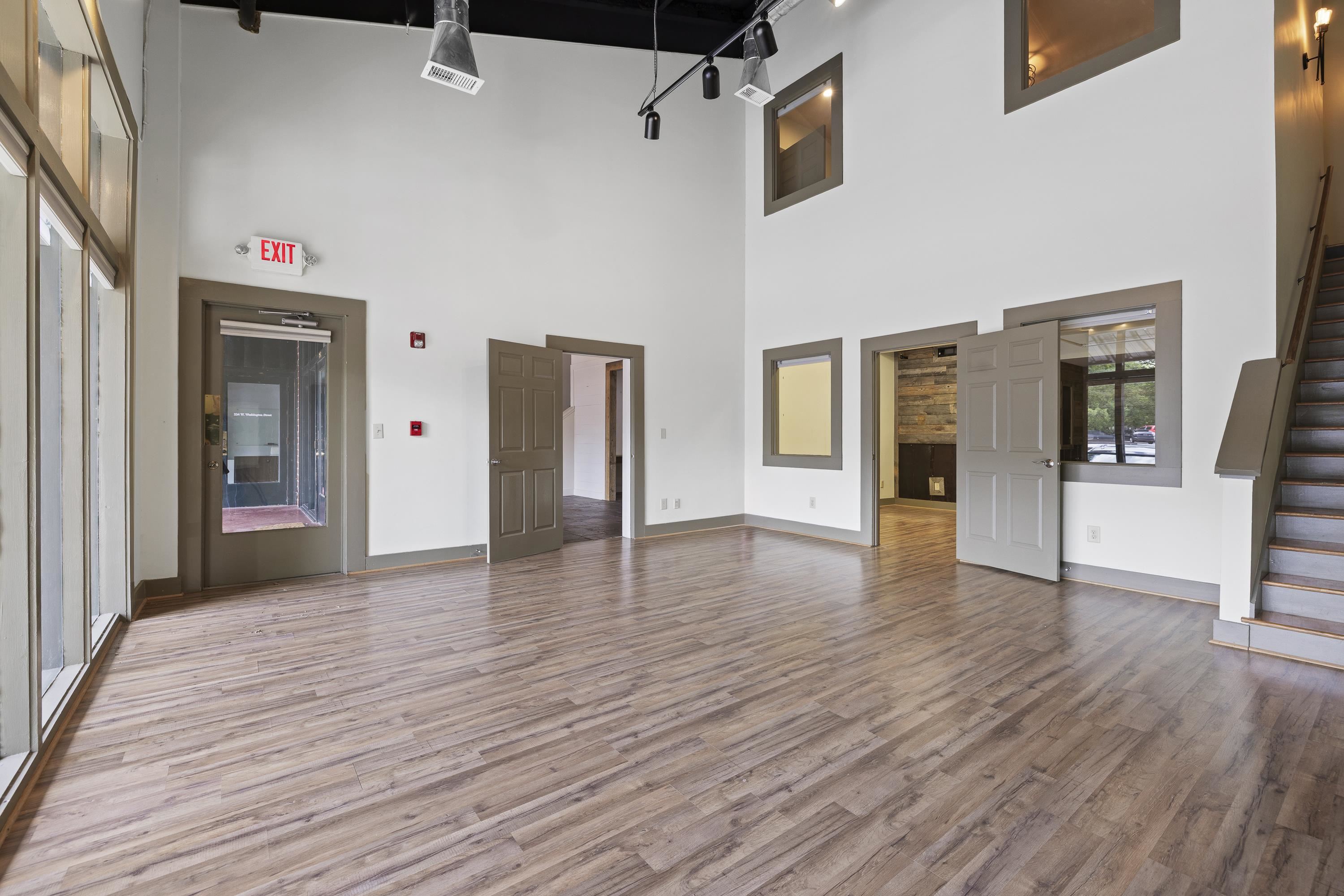 226 & 228 W WASHINGTON STREET