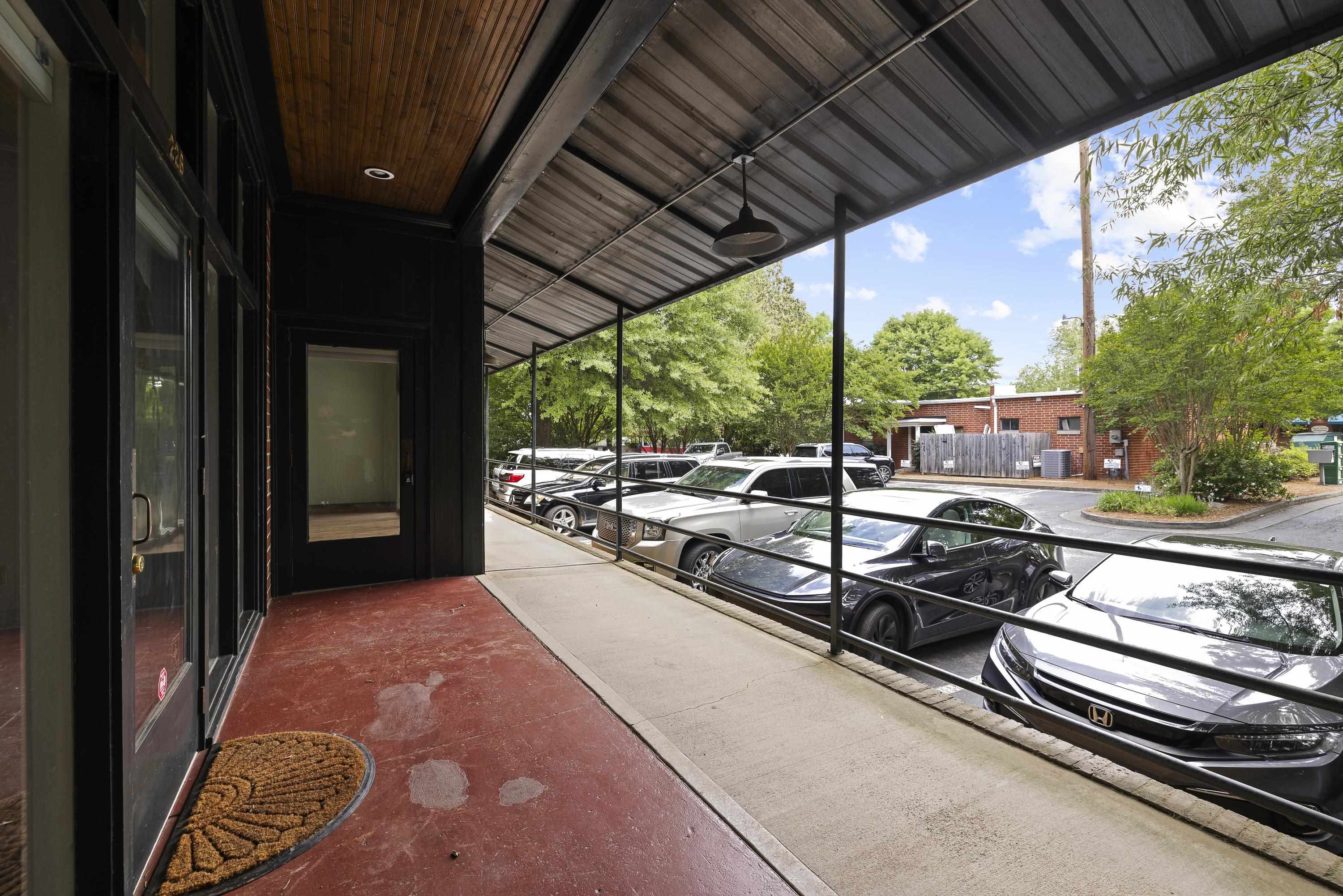 226 & 228 W WASHINGTON STREET