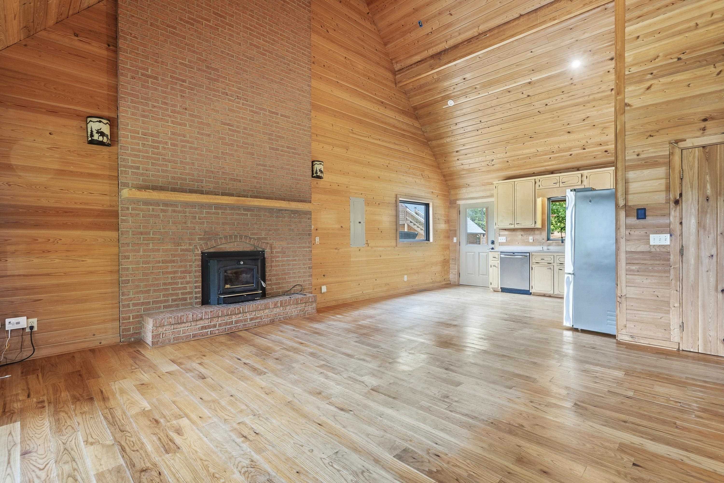 63 TOMAHAWK DRIVE