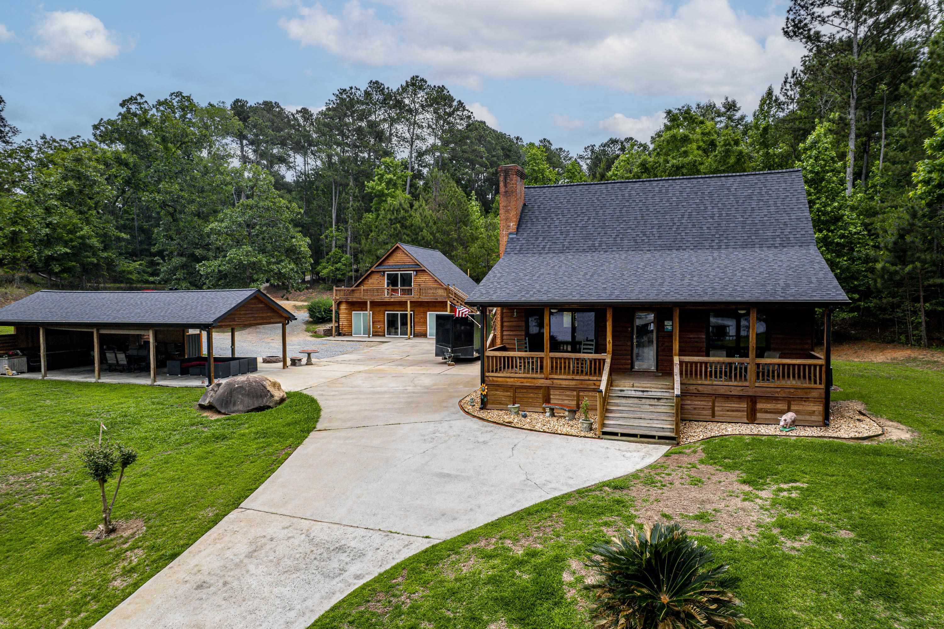 63 TOMAHAWK DRIVE