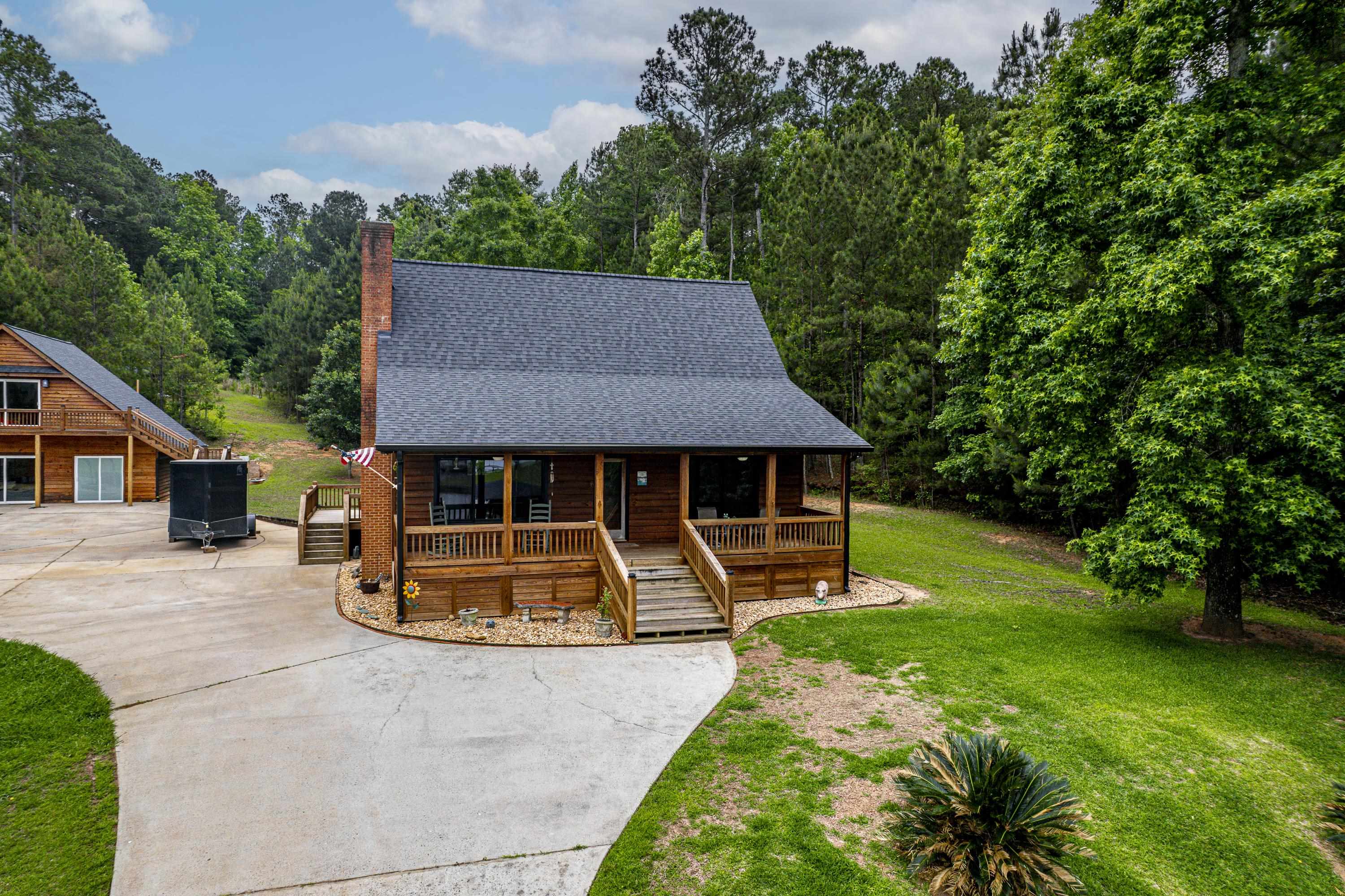 63 TOMAHAWK DRIVE