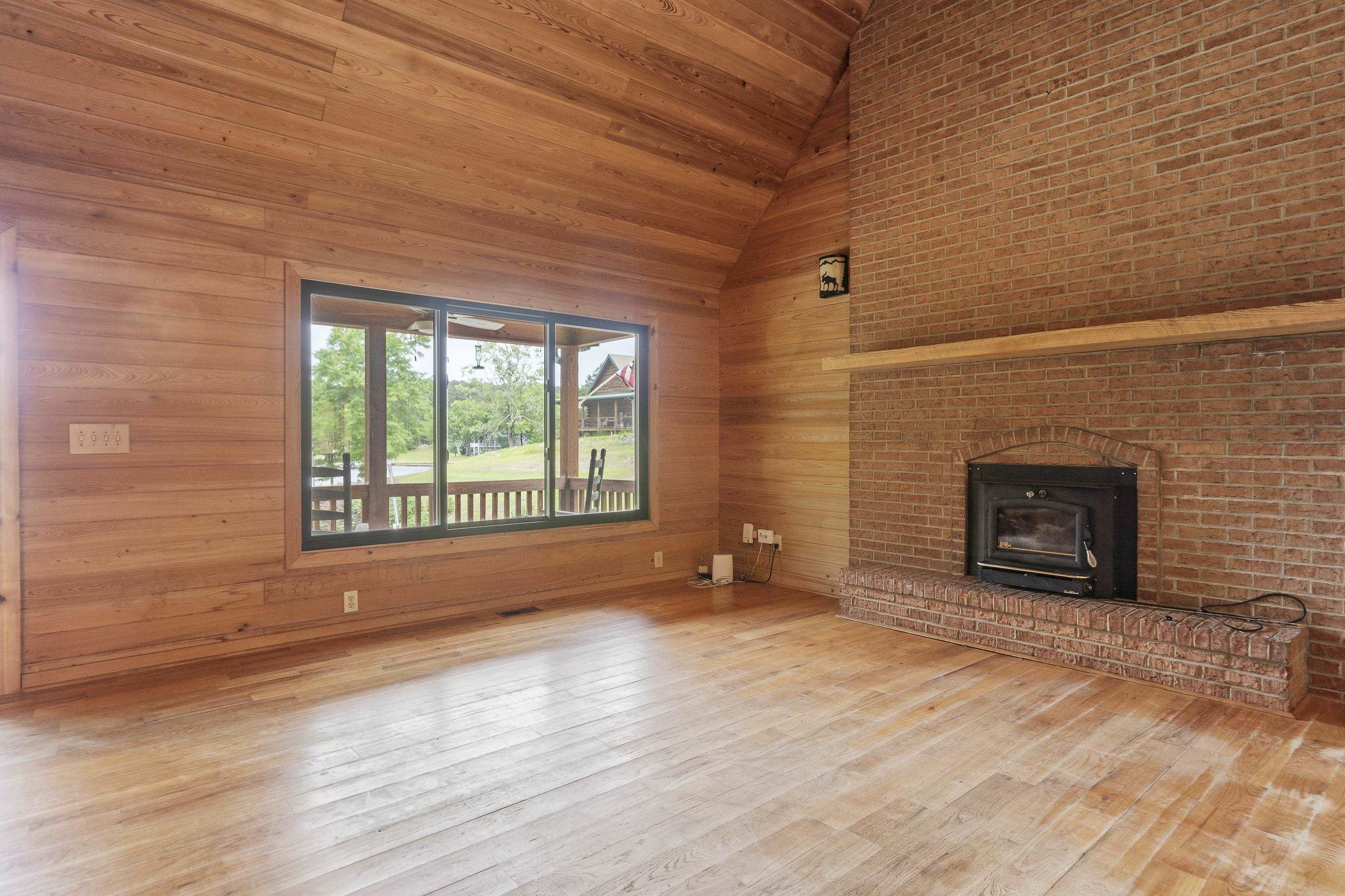 63 TOMAHAWK DRIVE