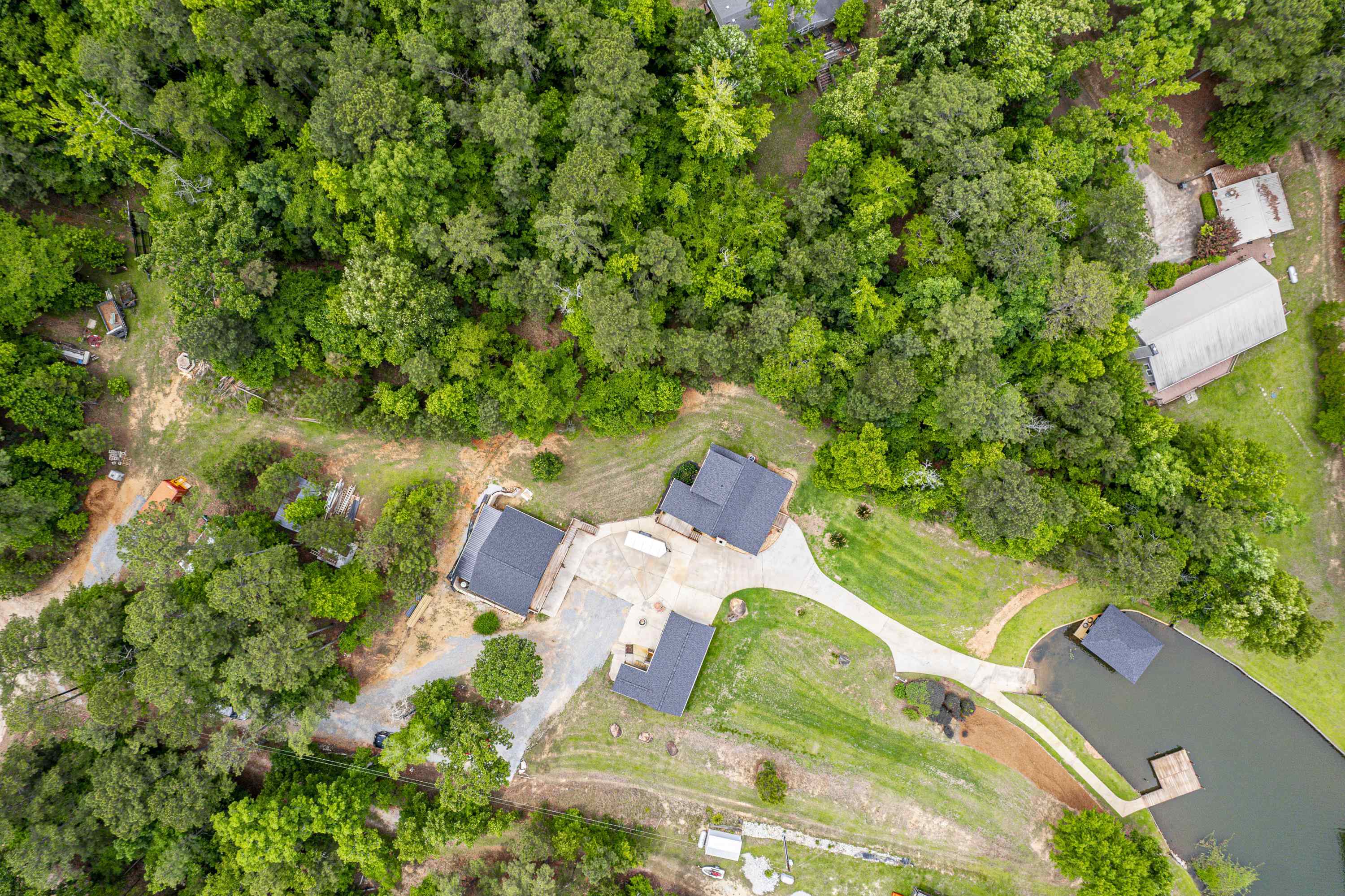 63 TOMAHAWK DRIVE