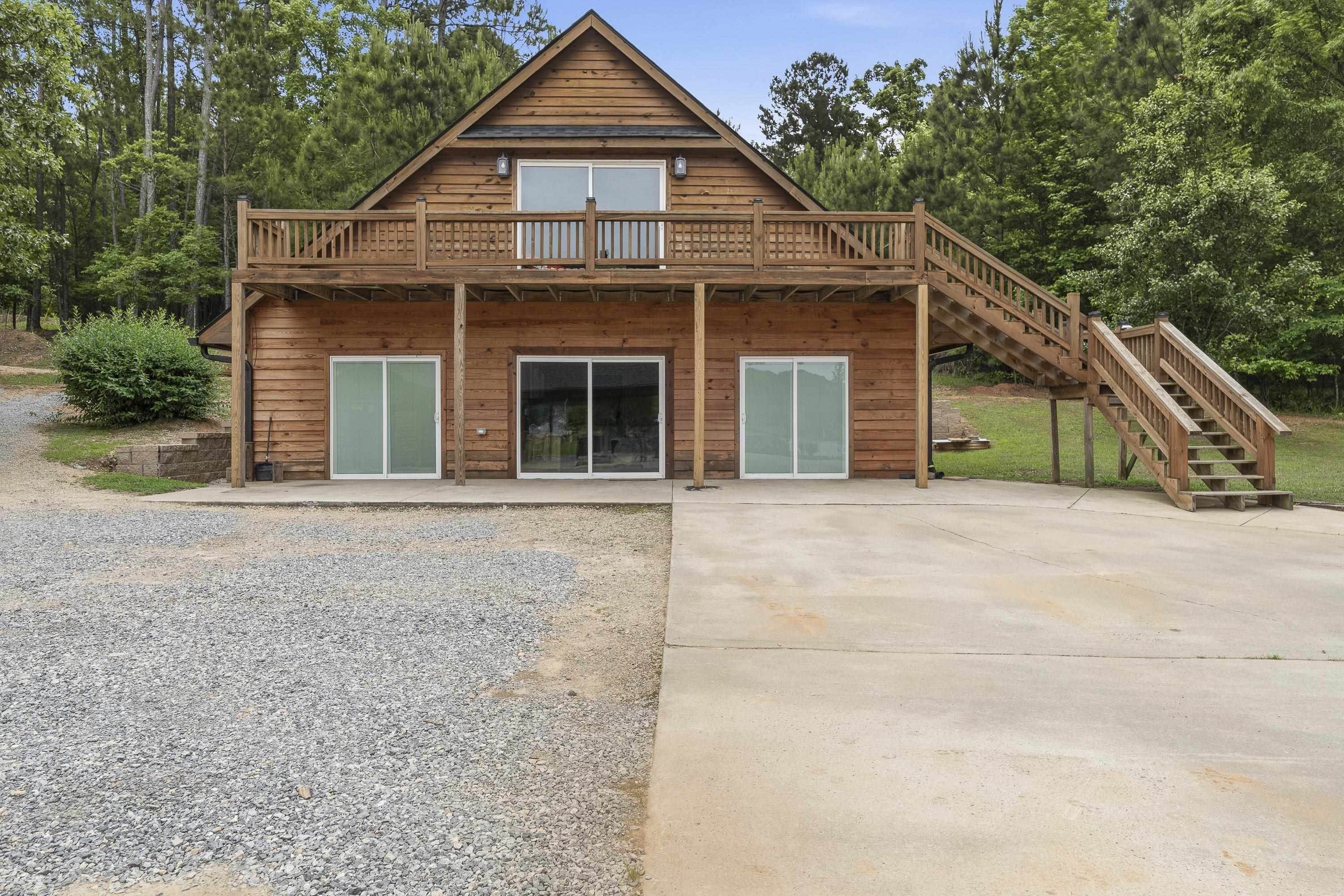 63 TOMAHAWK DRIVE