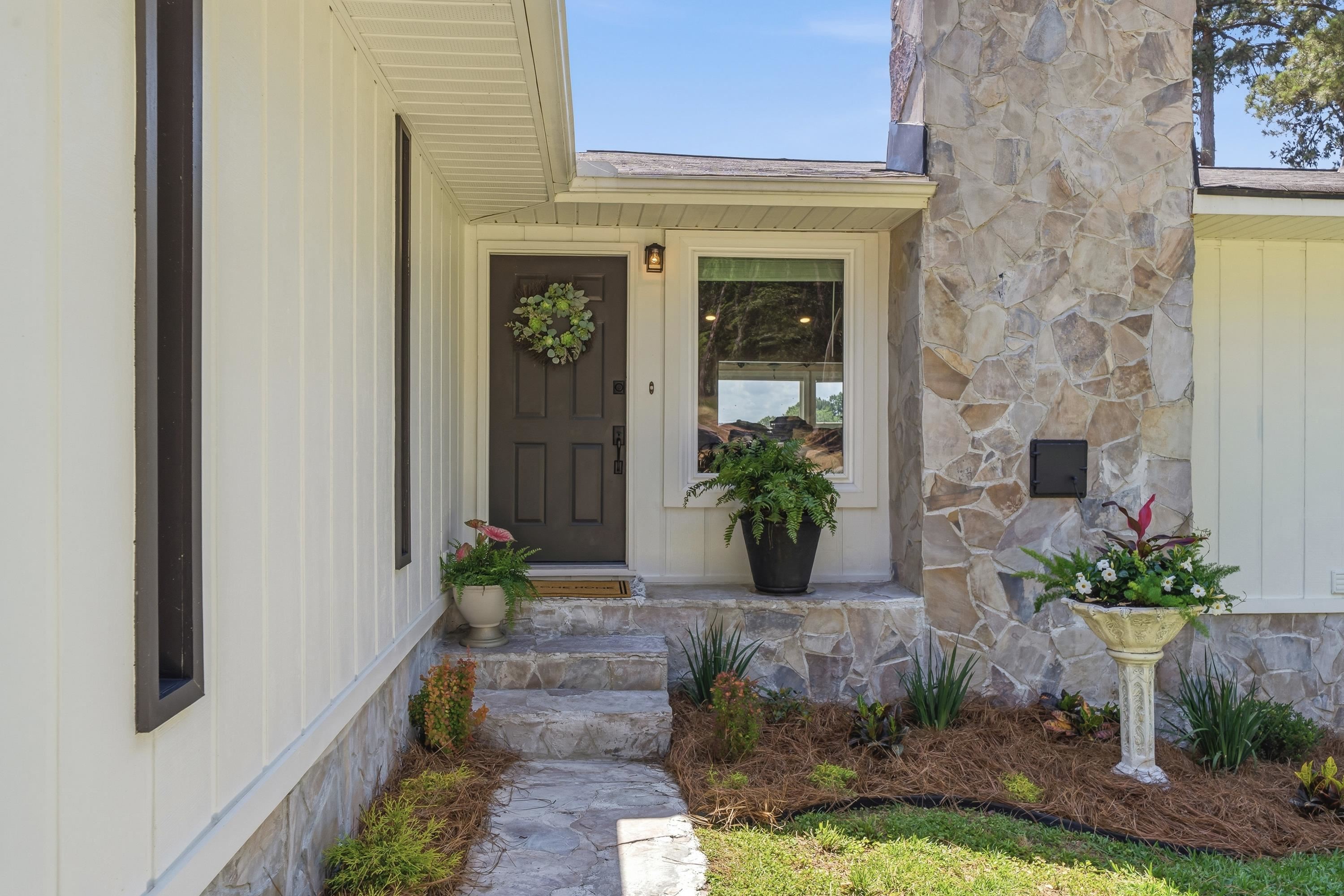 180 NE JACKSON ROAD