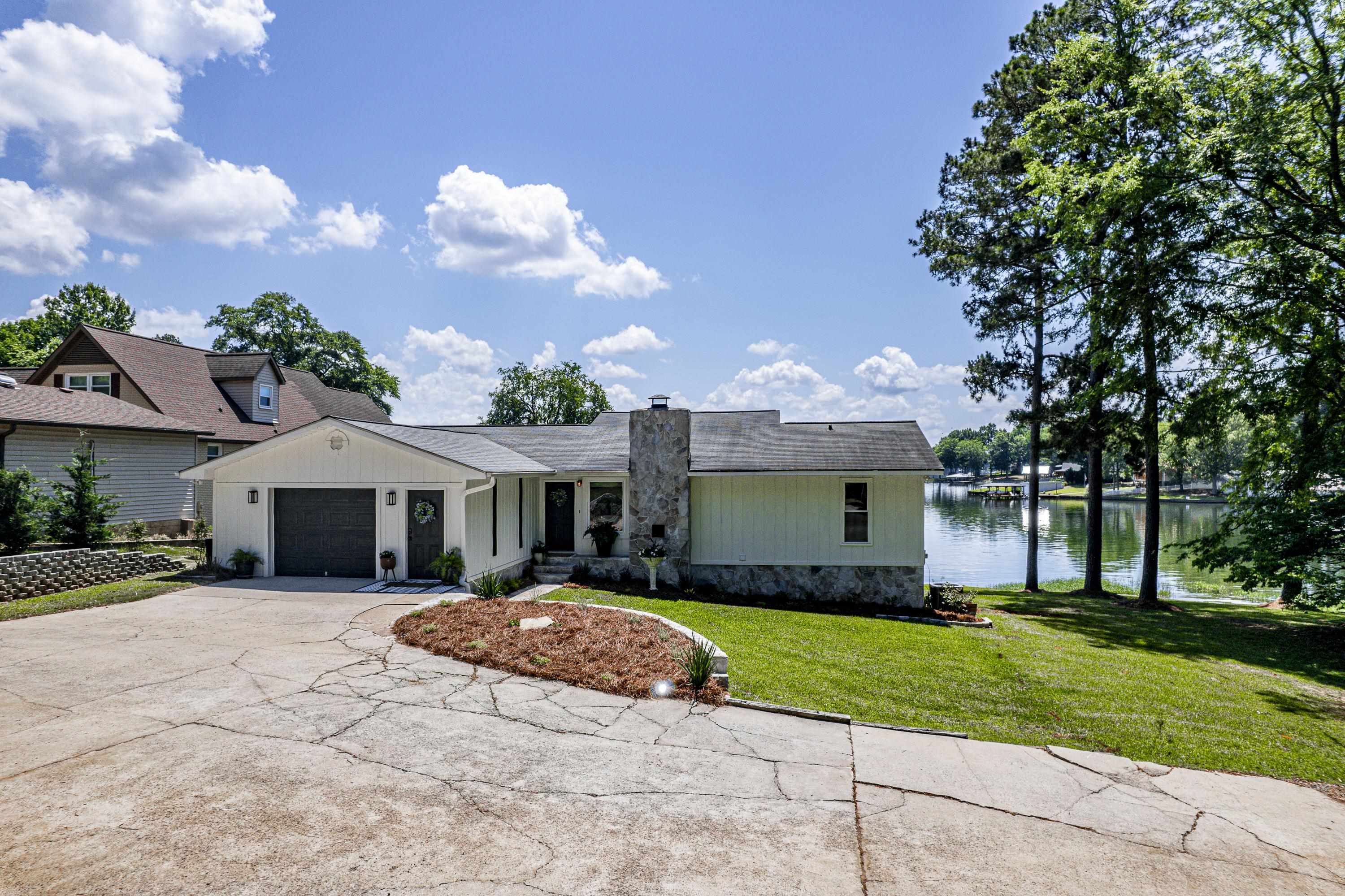 180 NE JACKSON ROAD