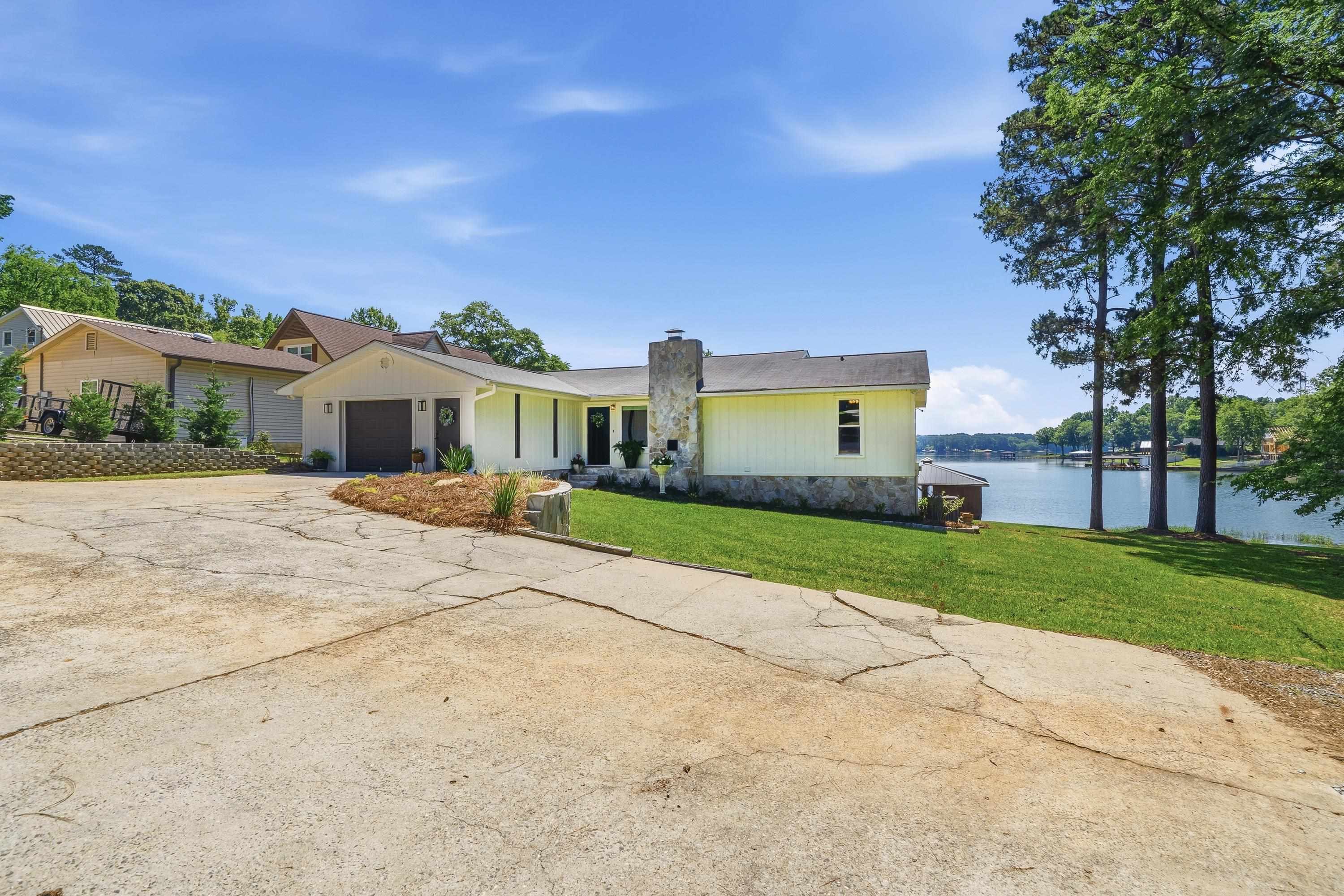 180 NE JACKSON ROAD