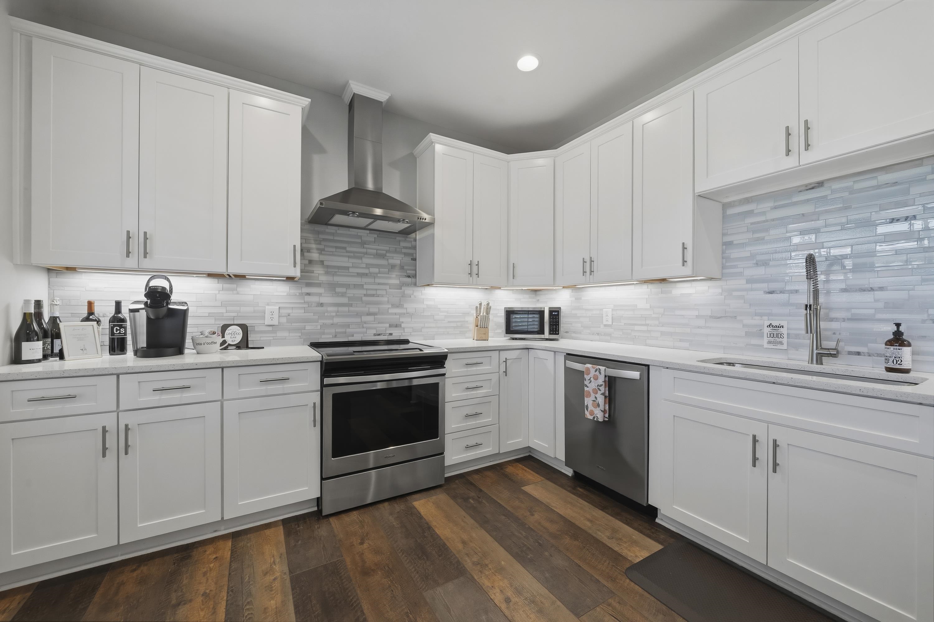 110 NW HARBOUR POINT