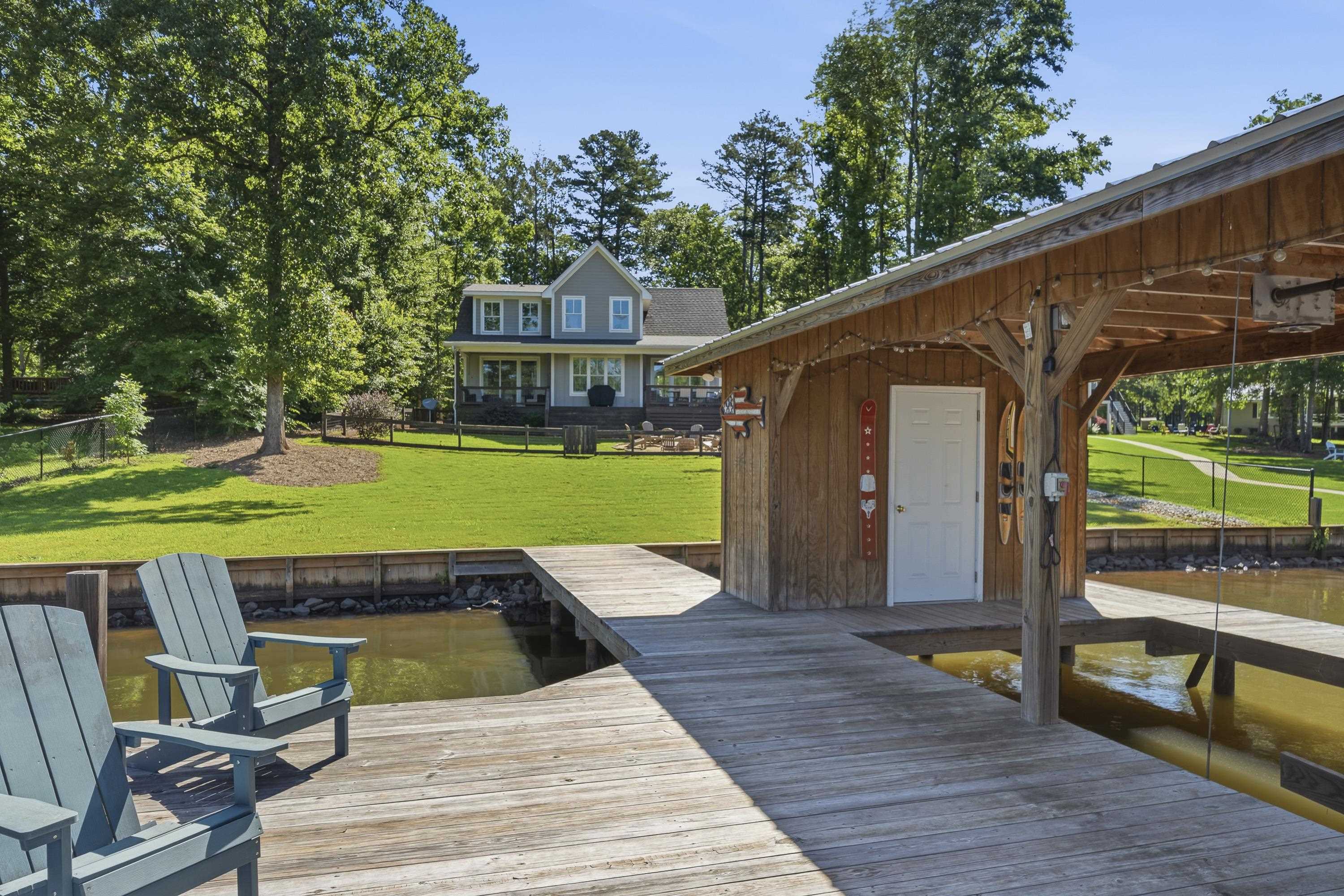 110 NW HARBOUR POINT