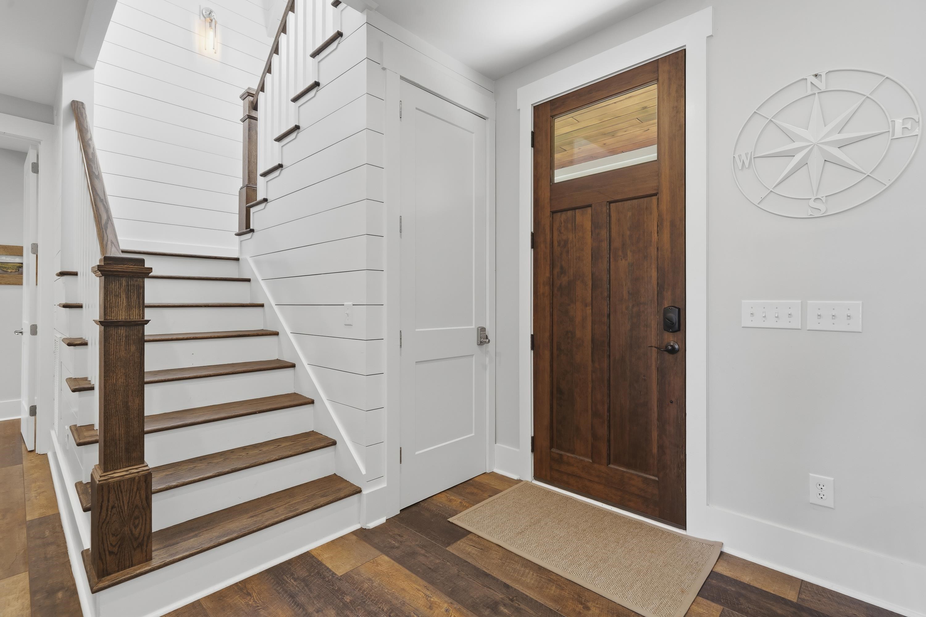110 NW HARBOUR POINT