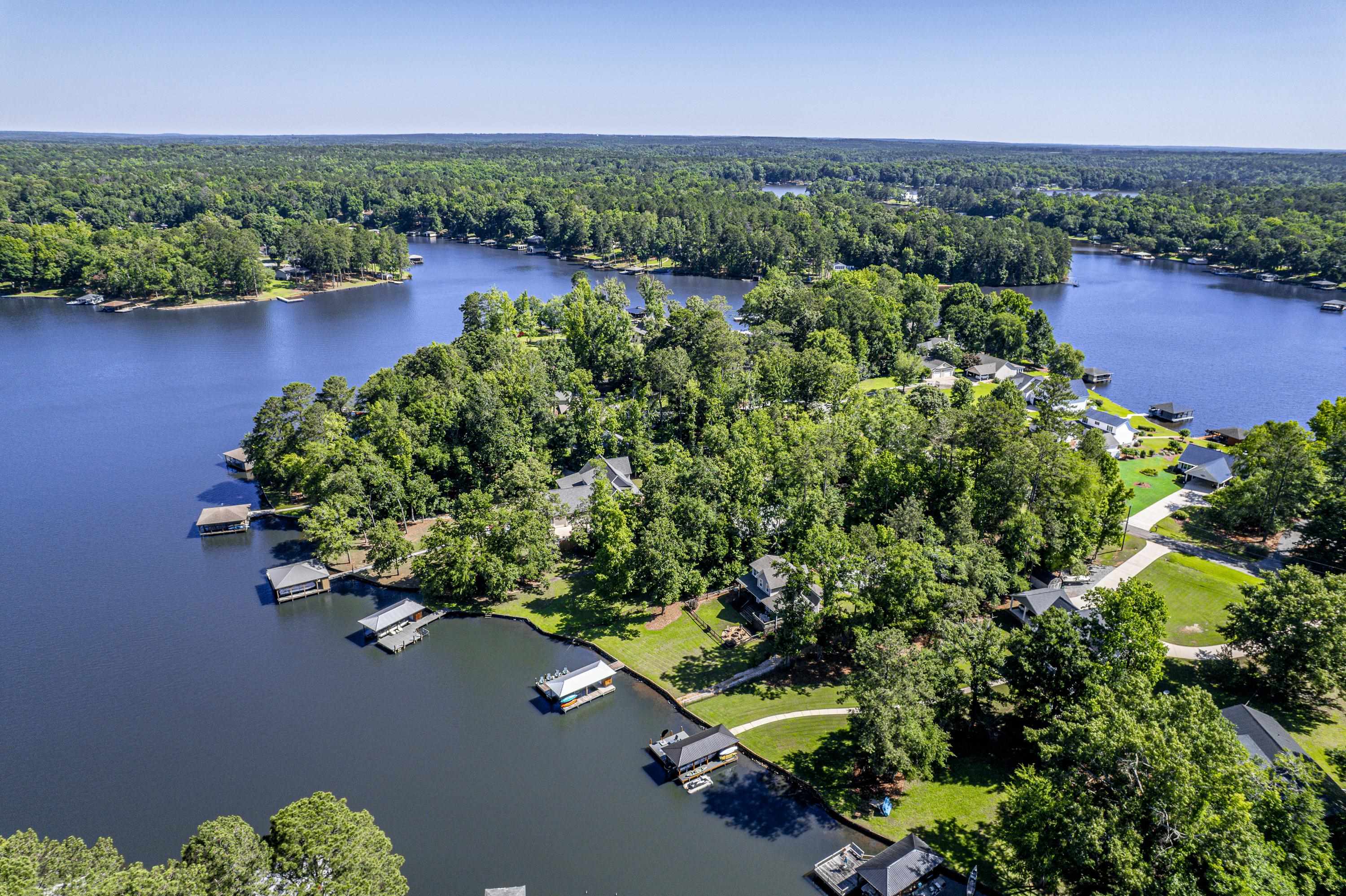 110 NW HARBOUR POINT