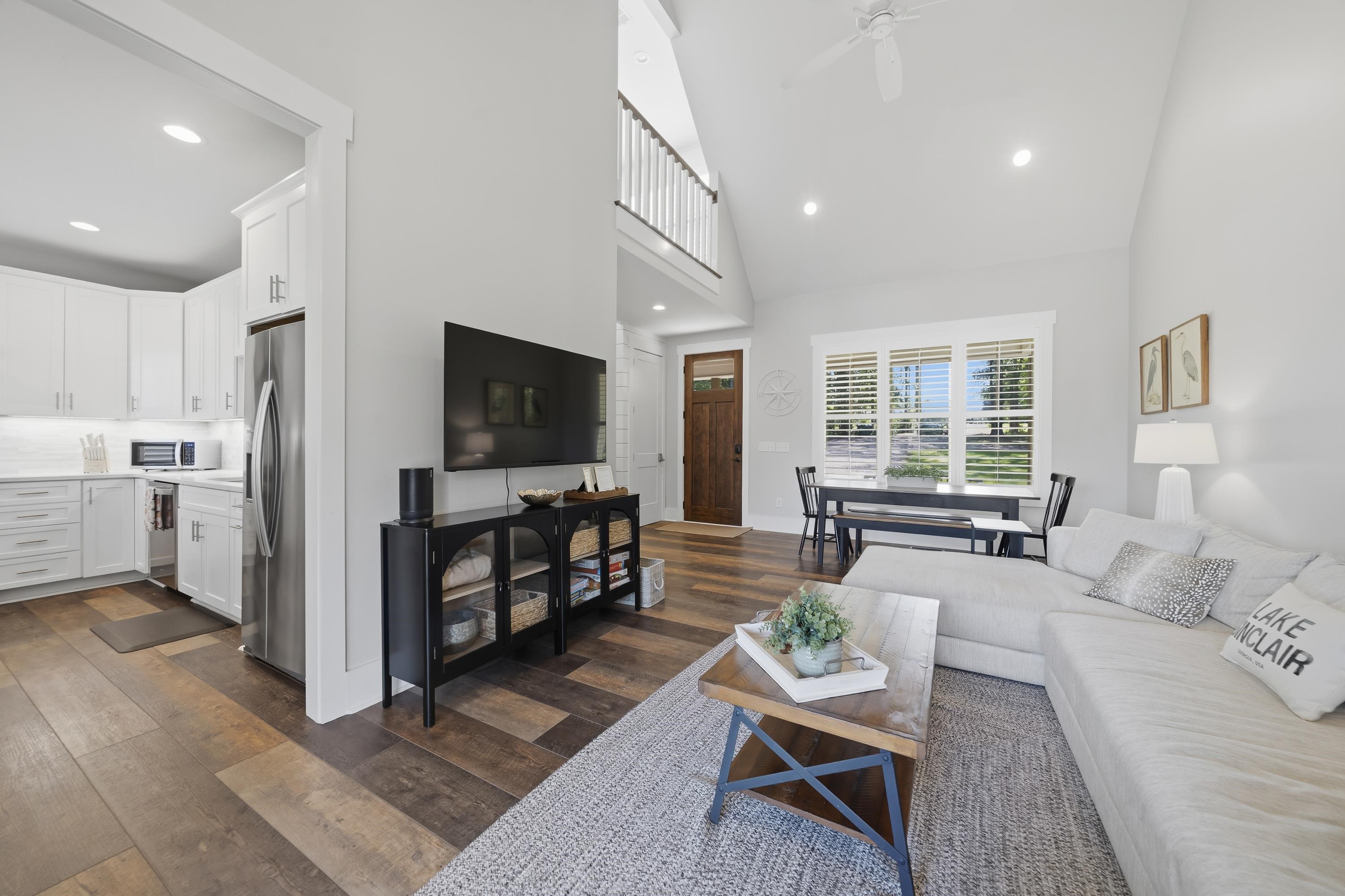110 NW HARBOUR POINT