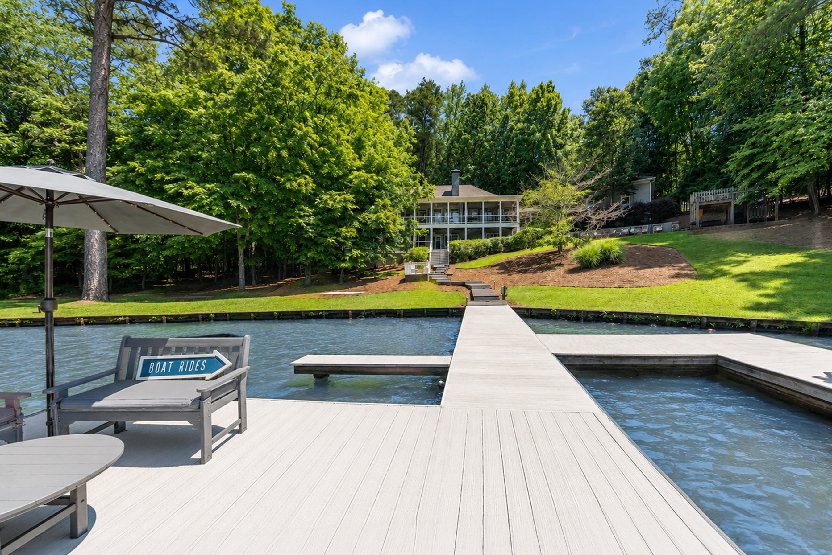 1241 MERCER TRAIL