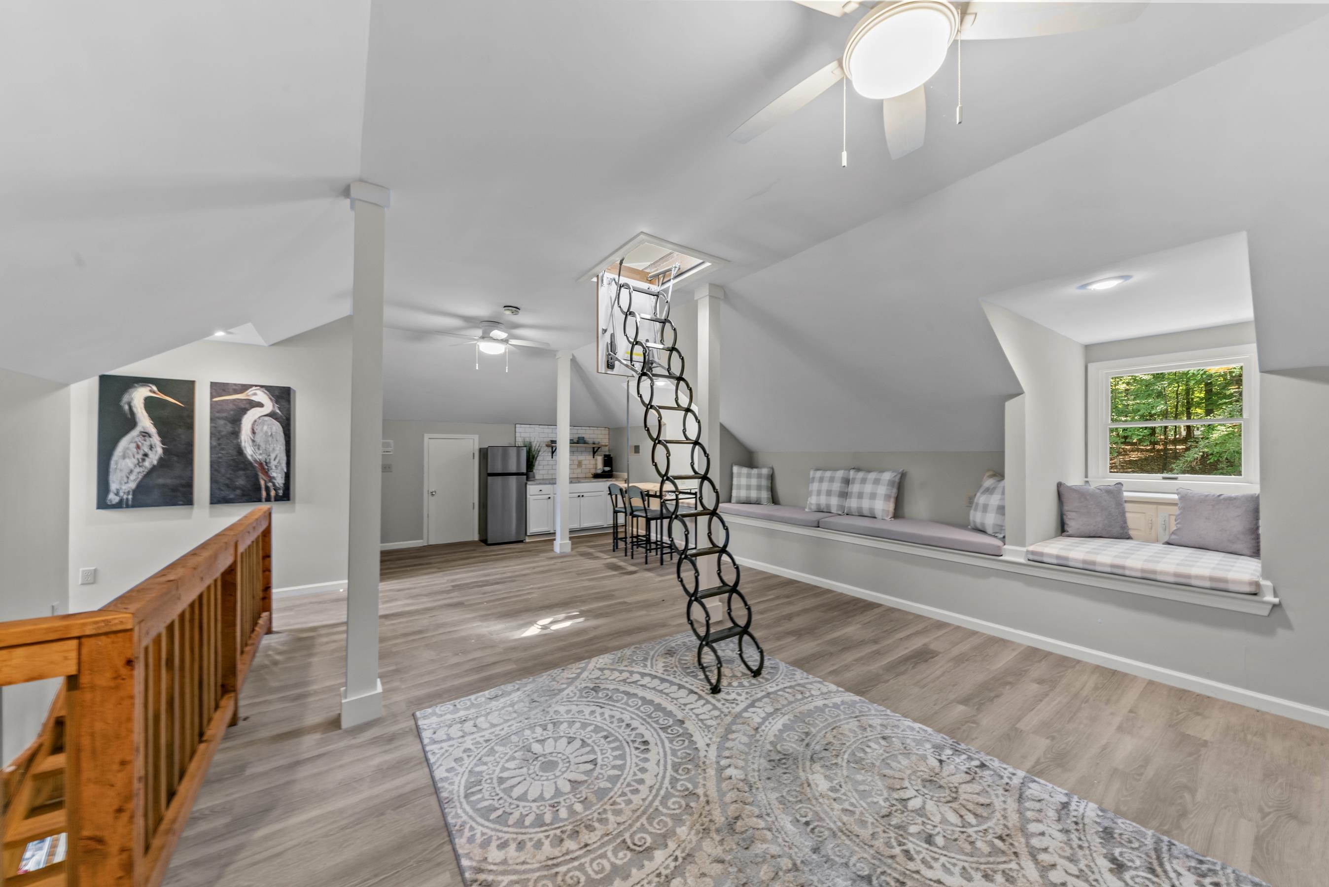 1241 MERCER TRAIL