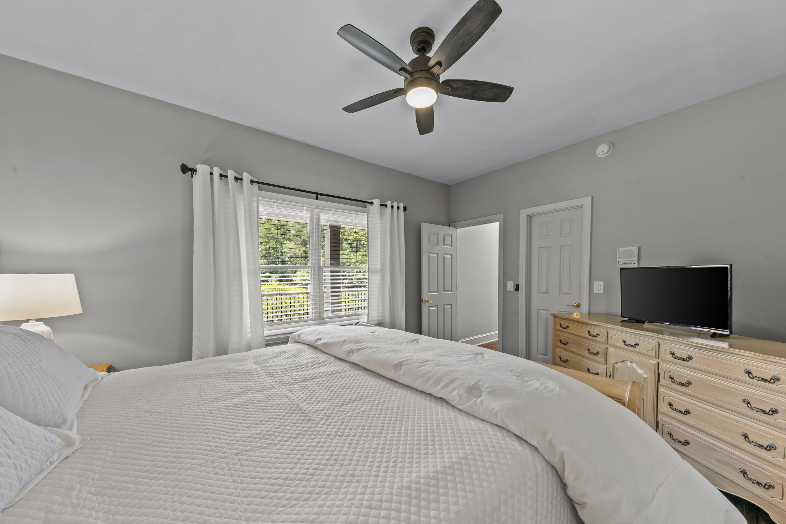 1241 MERCER TRAIL