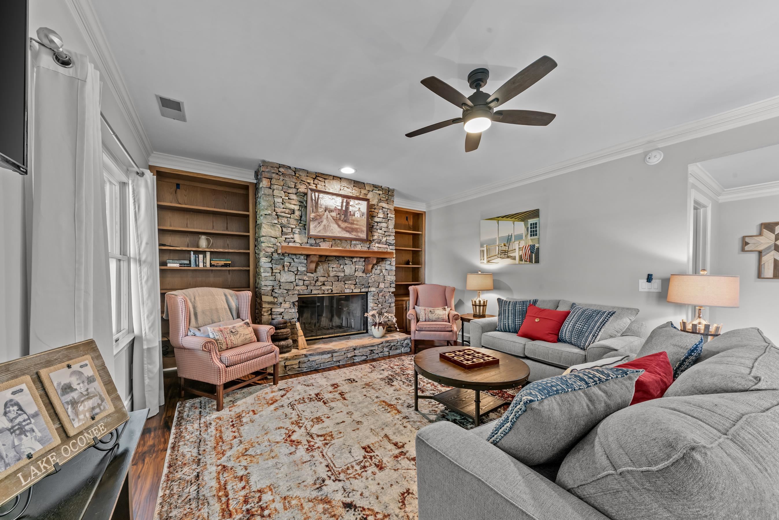 1241 MERCER TRAIL