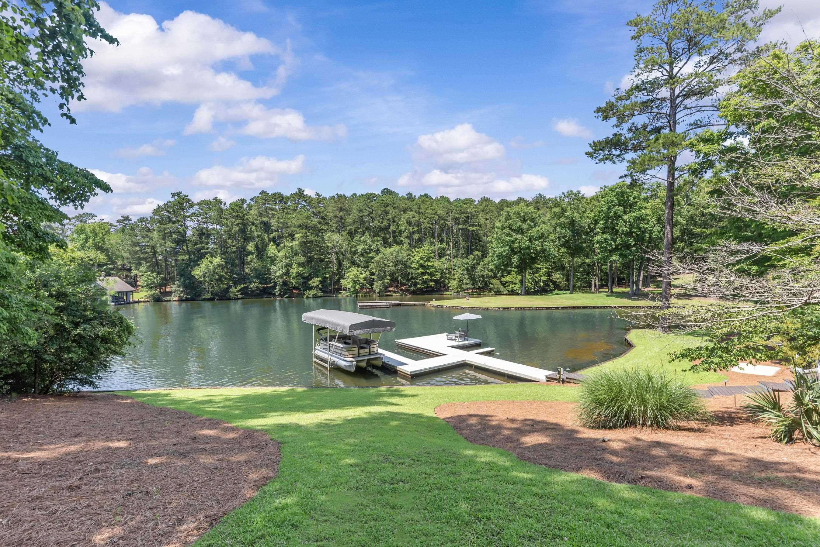 1241 MERCER TRAIL