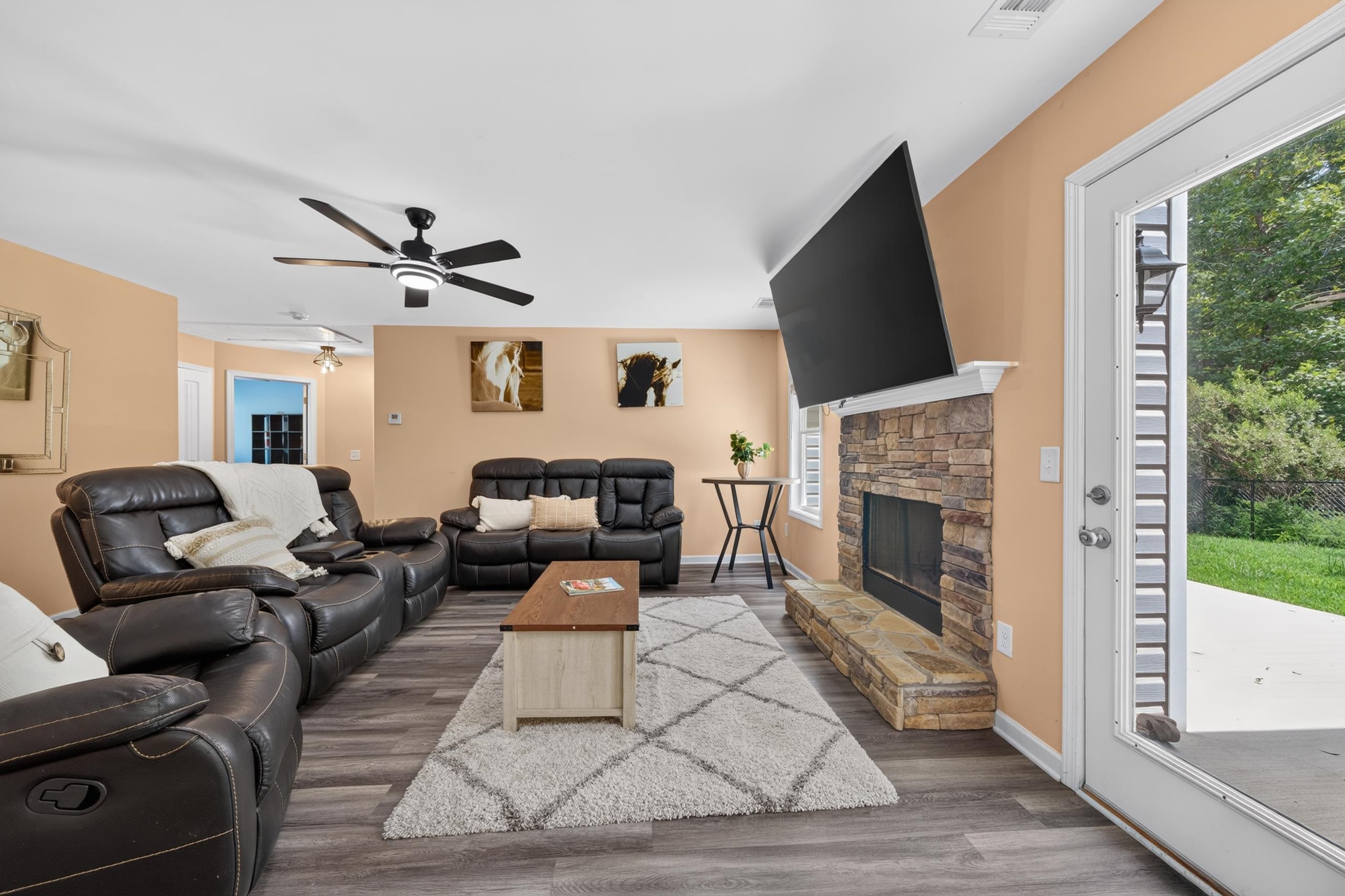134 MISTY GROVE
