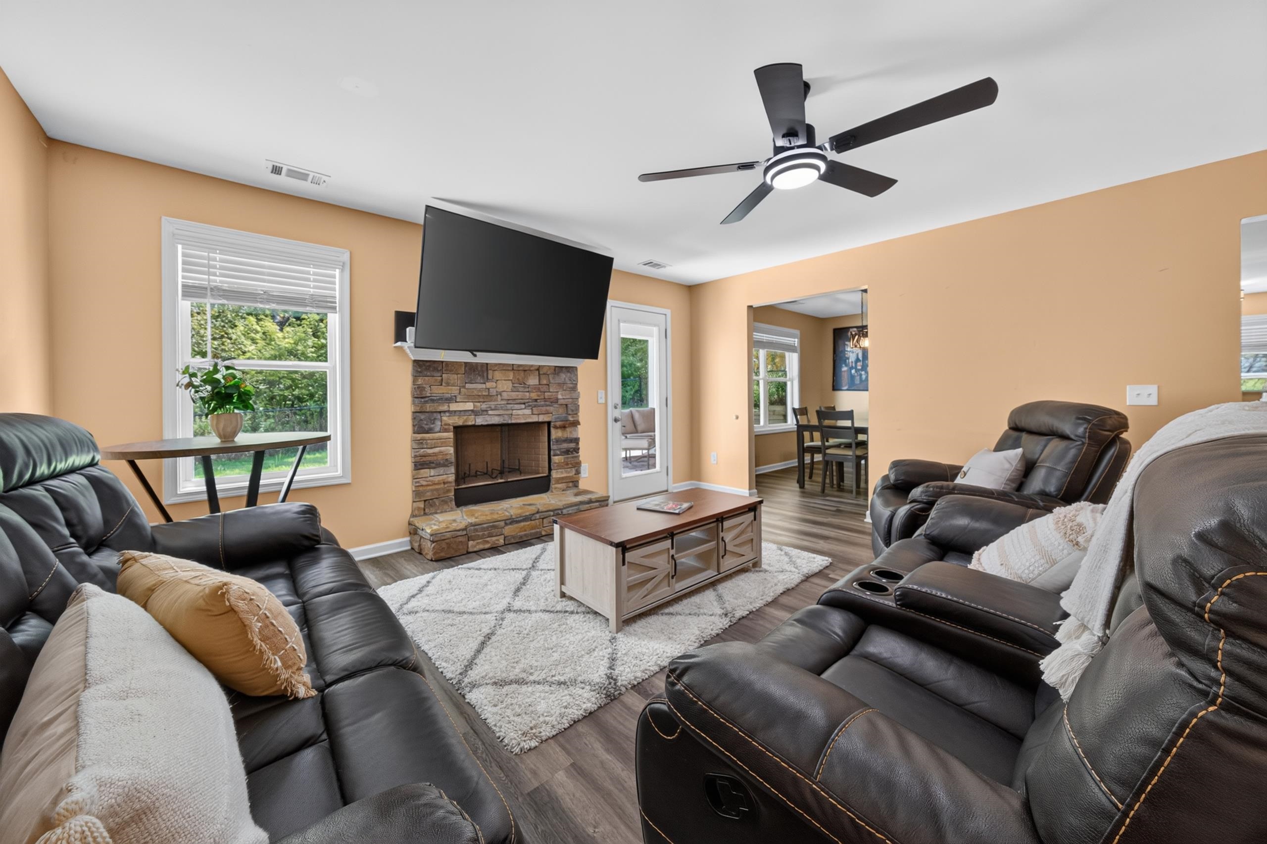 134 MISTY GROVE