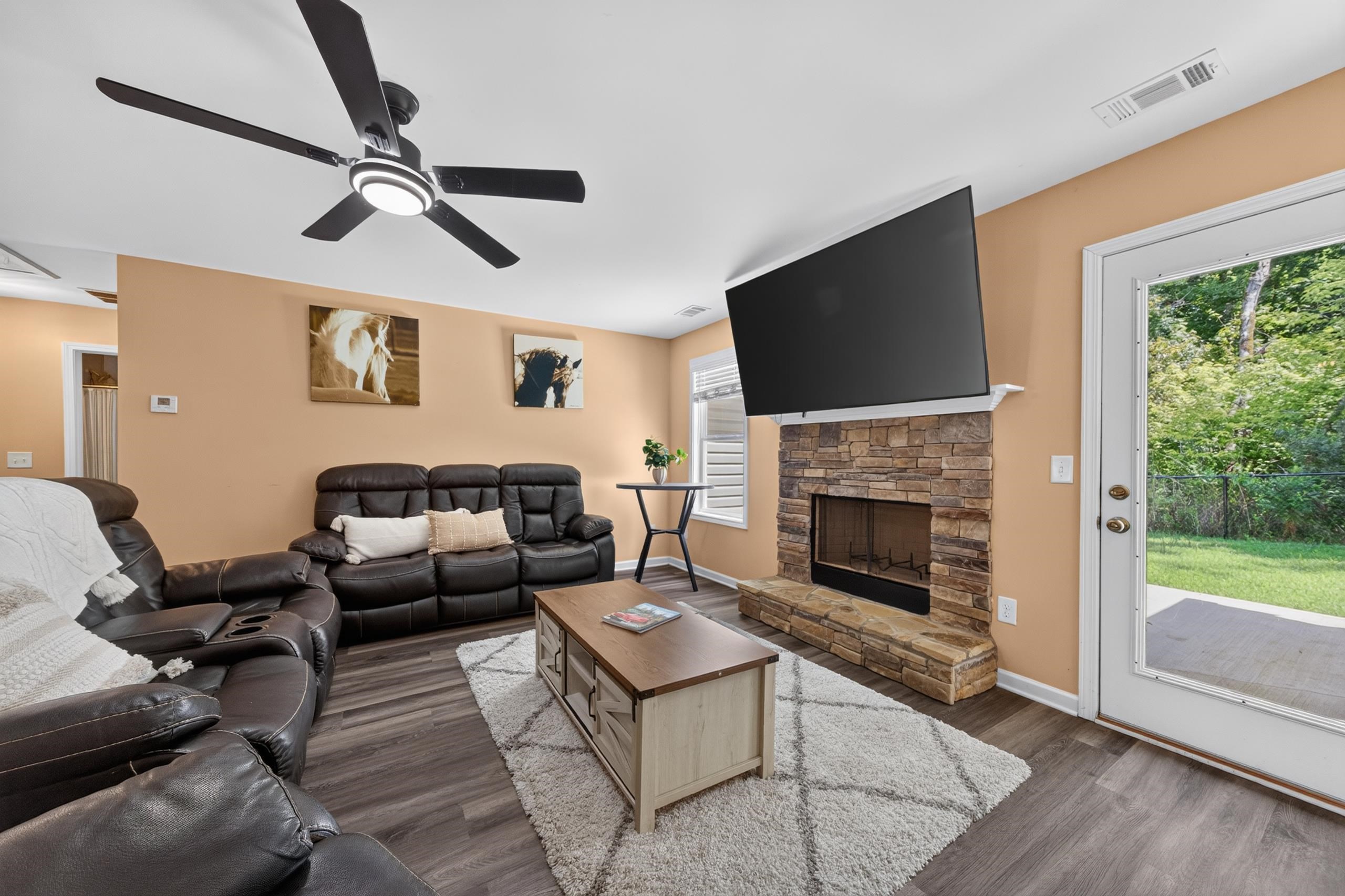 134 MISTY GROVE