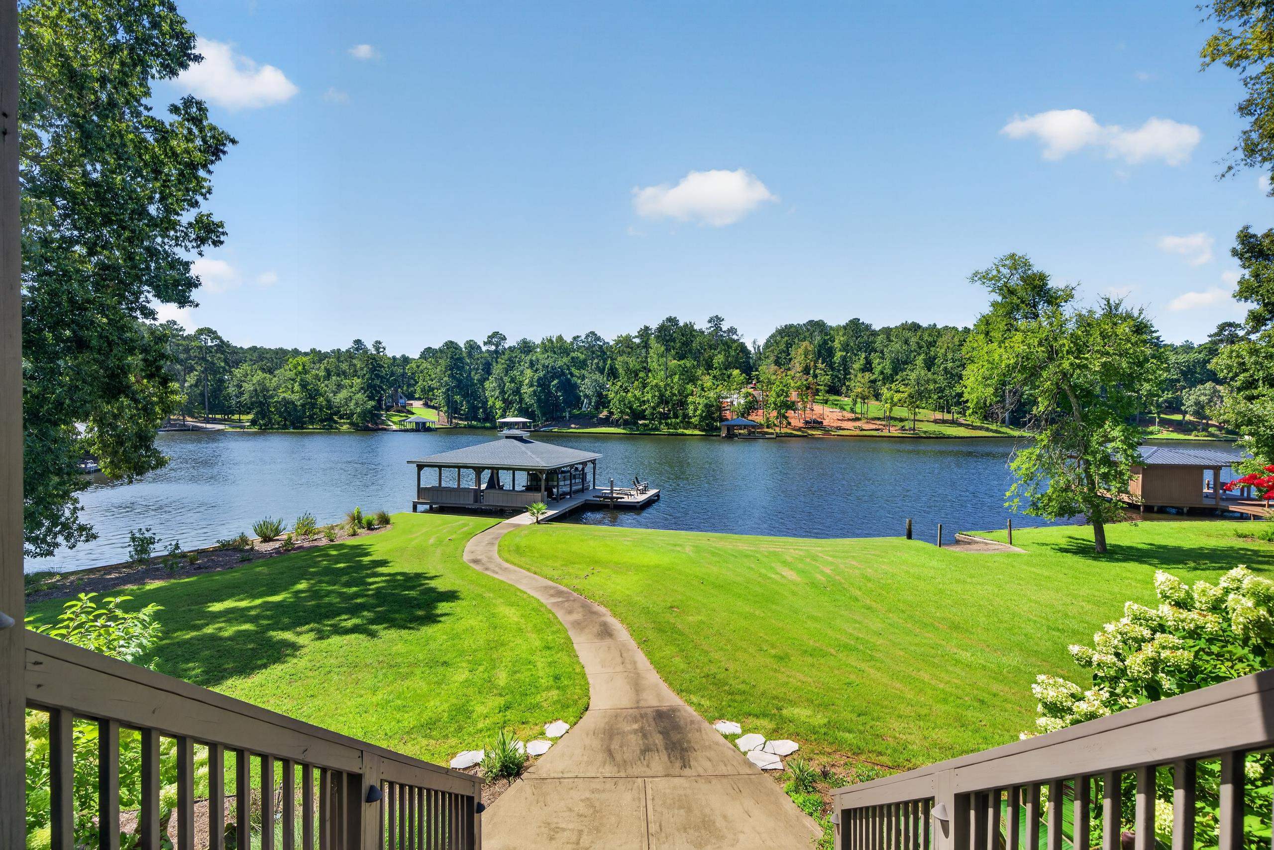2189 OCONEE DRIVE