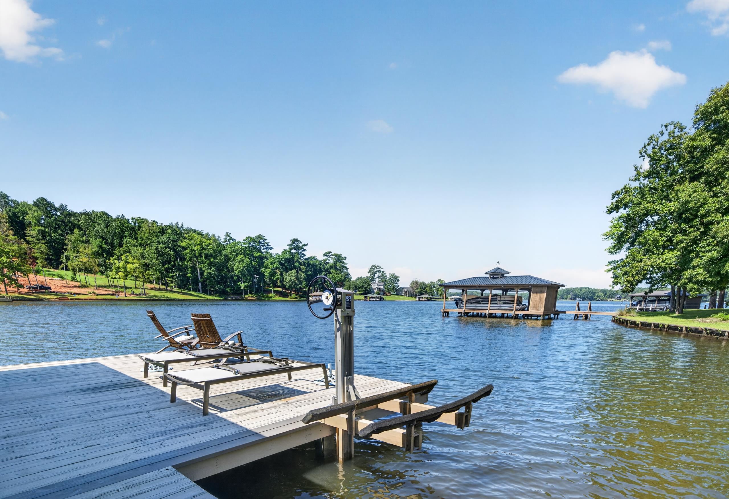 2189 OCONEE DRIVE