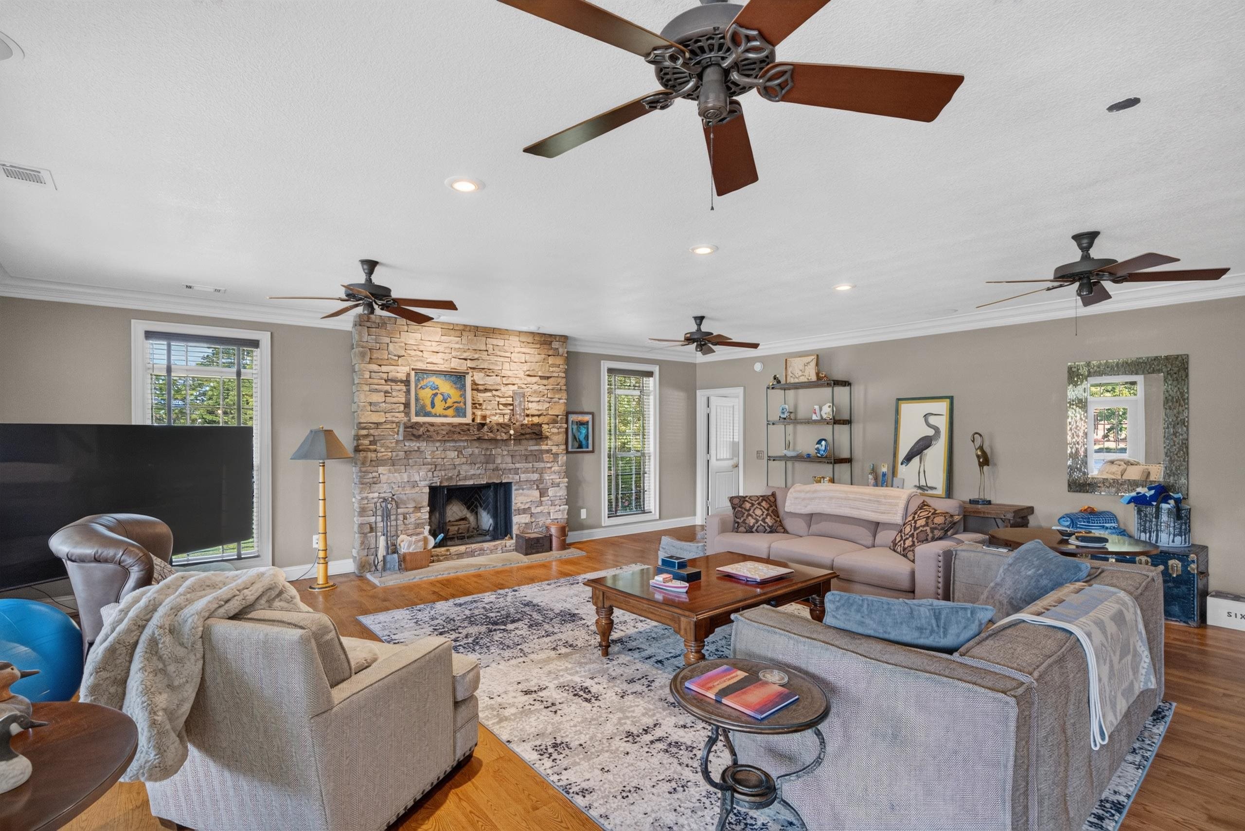 2189 OCONEE DRIVE
